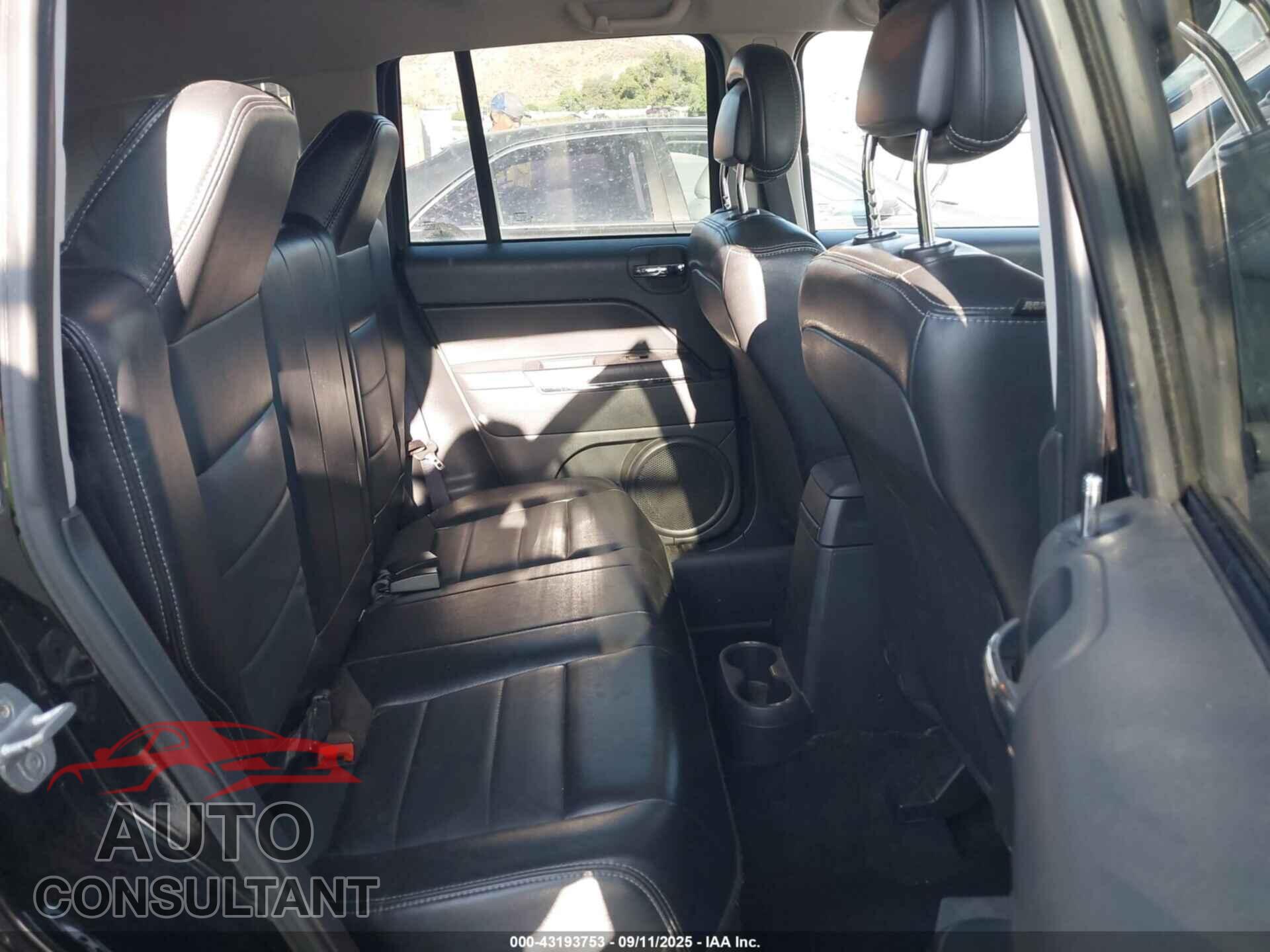 JEEP COMPASS 2012 - 1C4NJCCBXCD673442