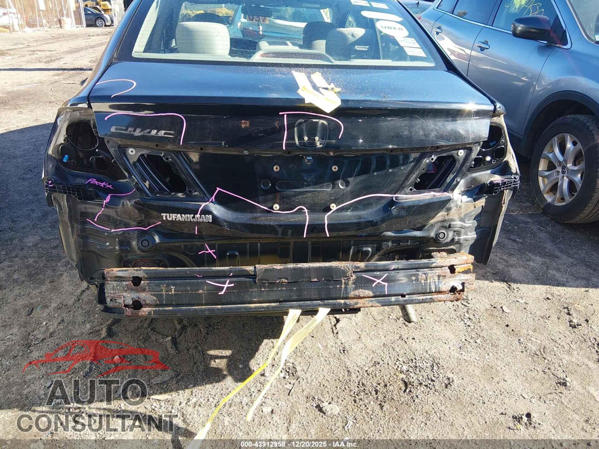 HONDA CIVIC 2013 - 2HGFB2F59DH300075