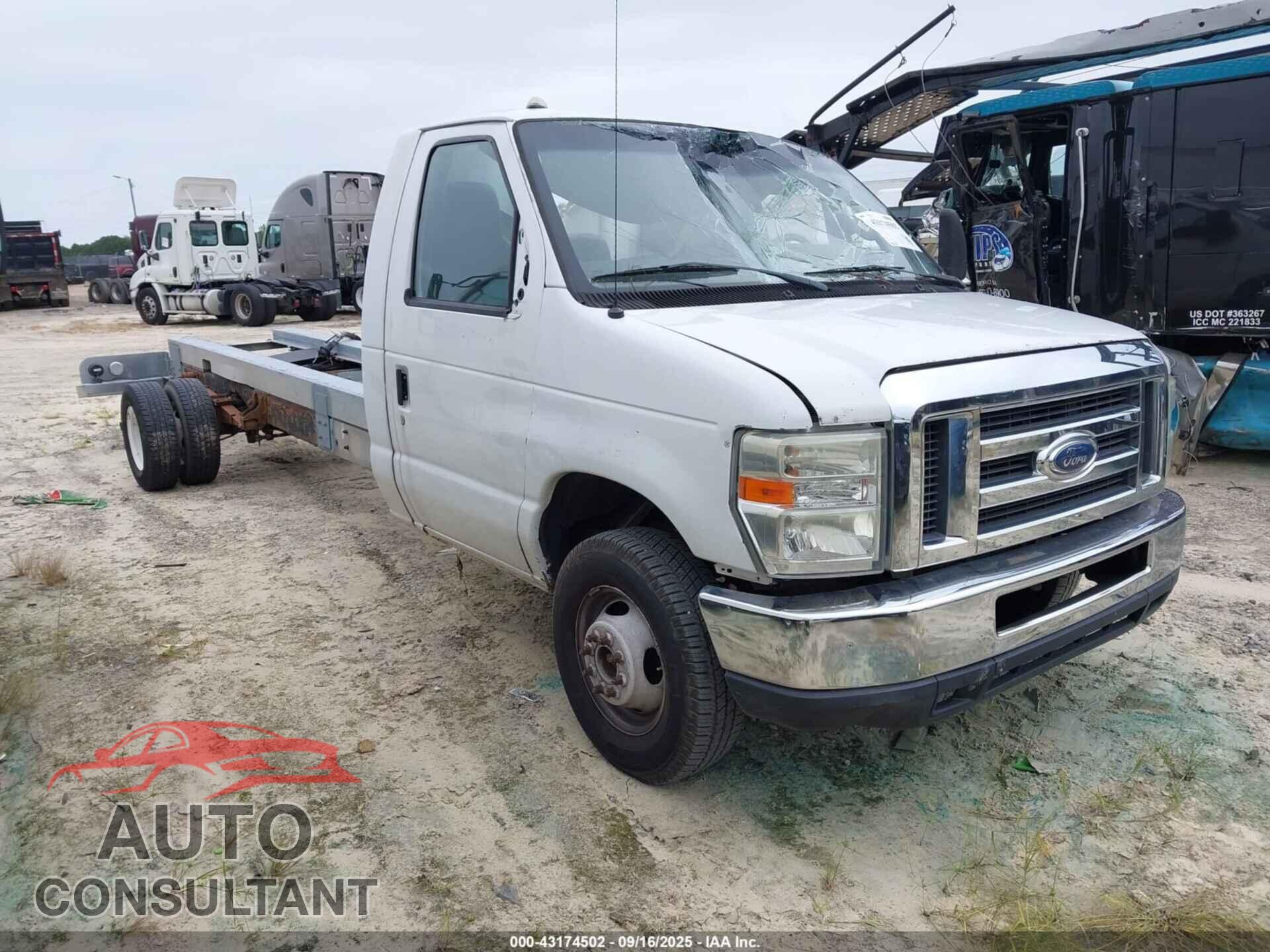 FORD E-450 CUTAWAY 2011 - 1FDXE4FS4BDB27521