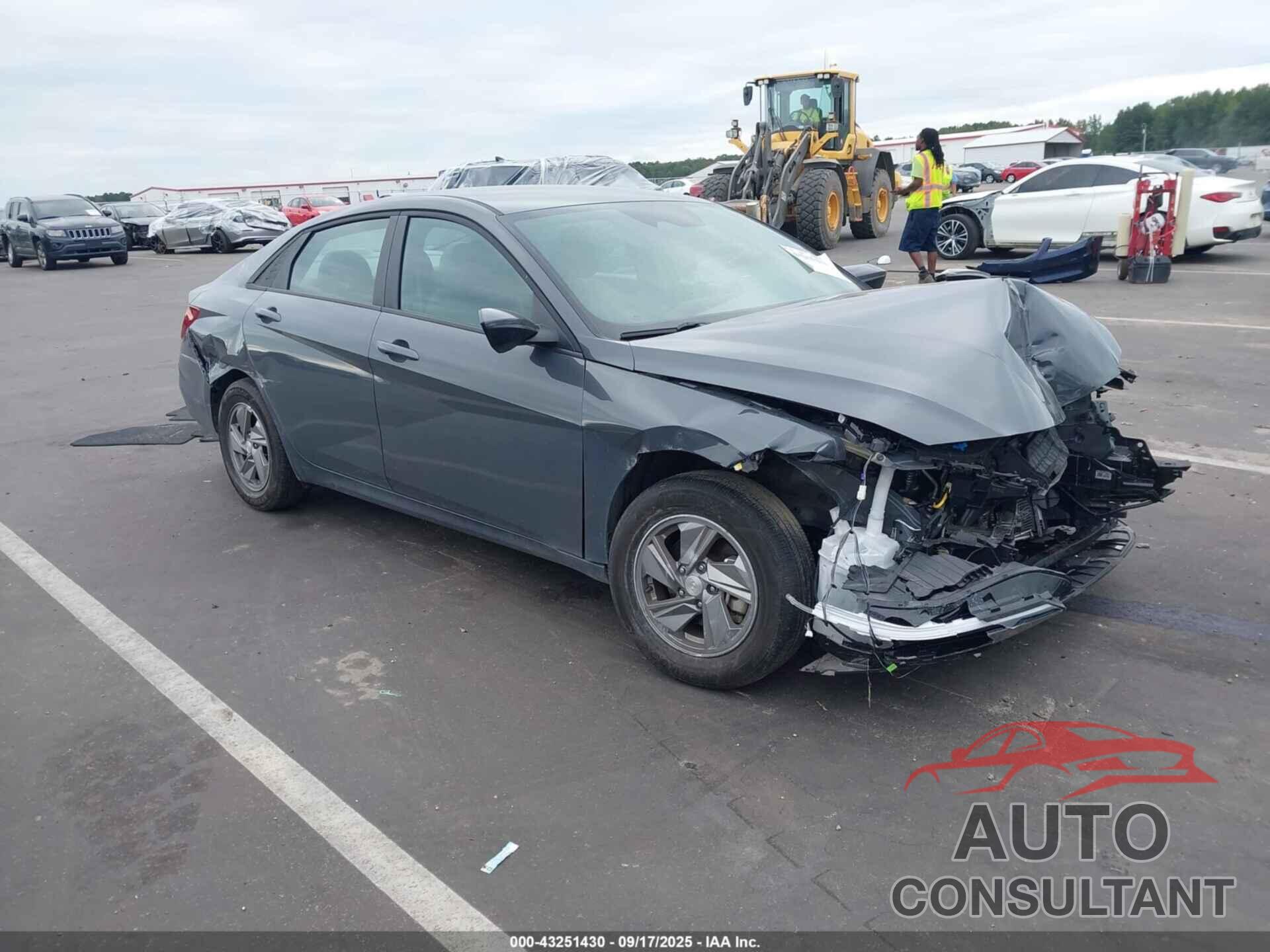 HYUNDAI ELANTRA 2025 - KMHLL4DG0SU877355