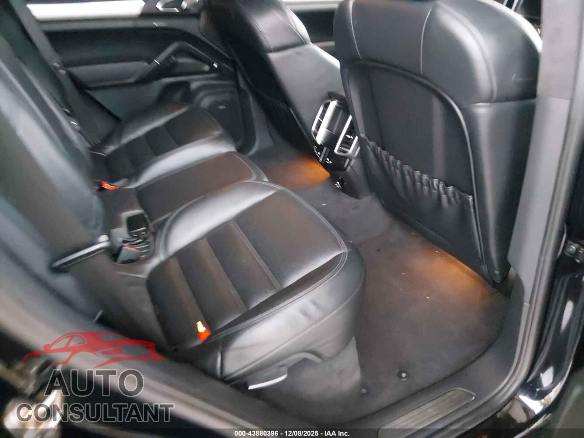 PORSCHE CAYENNE 2011 - WP1AC2A24BLA81219