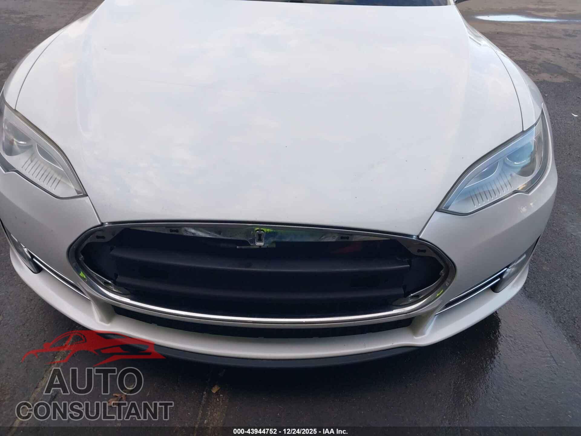 TESLA MODEL S 2013 - 5YJSA1CN7DFP04531