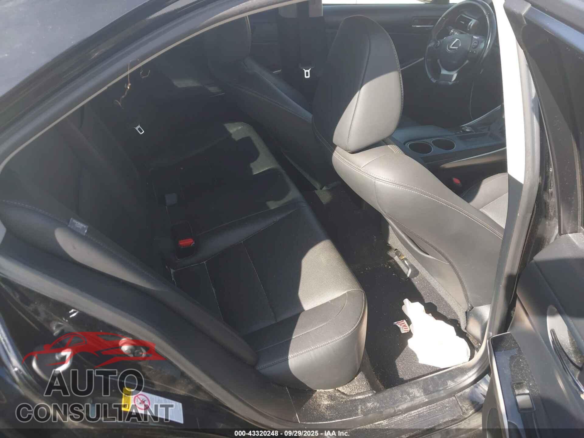 LEXUS IS 300 2016 - JTHCM1D25G5007217