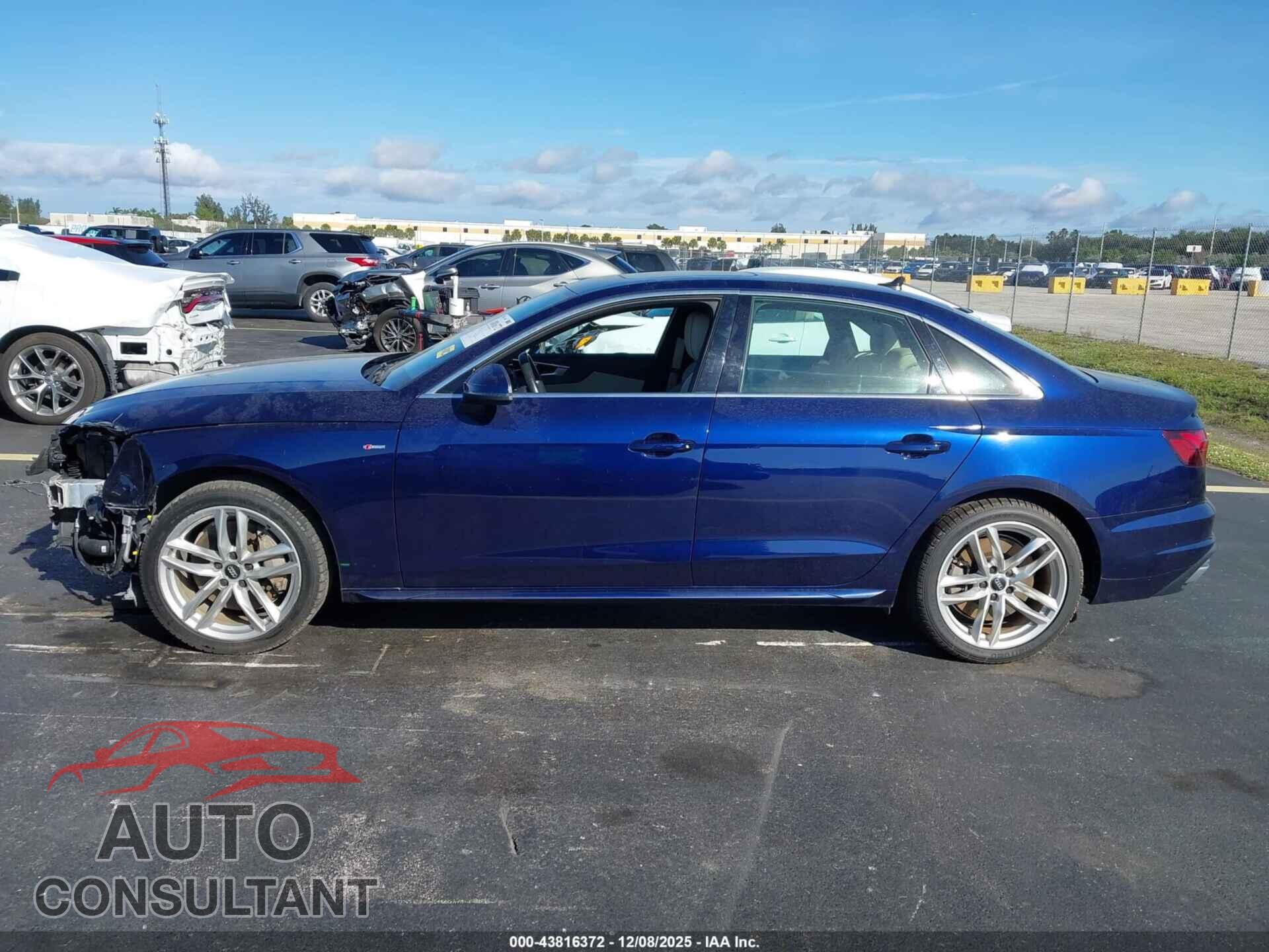 AUDI A4 2021 - WAUDAAF43MA029021