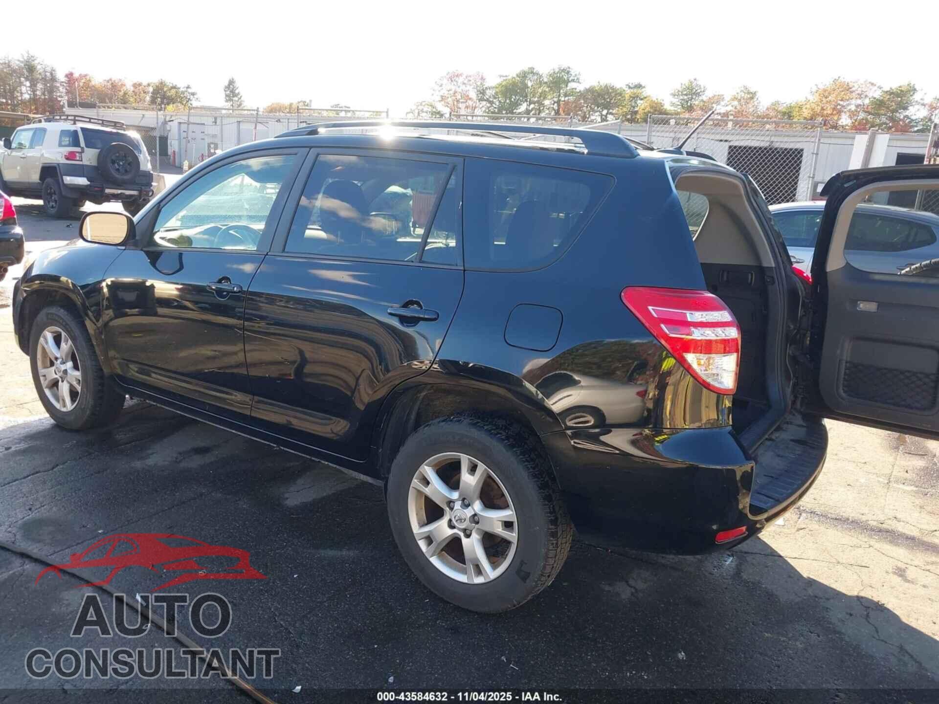 TOYOTA RAV4 2011 - 2T3BF4DV1BW162996