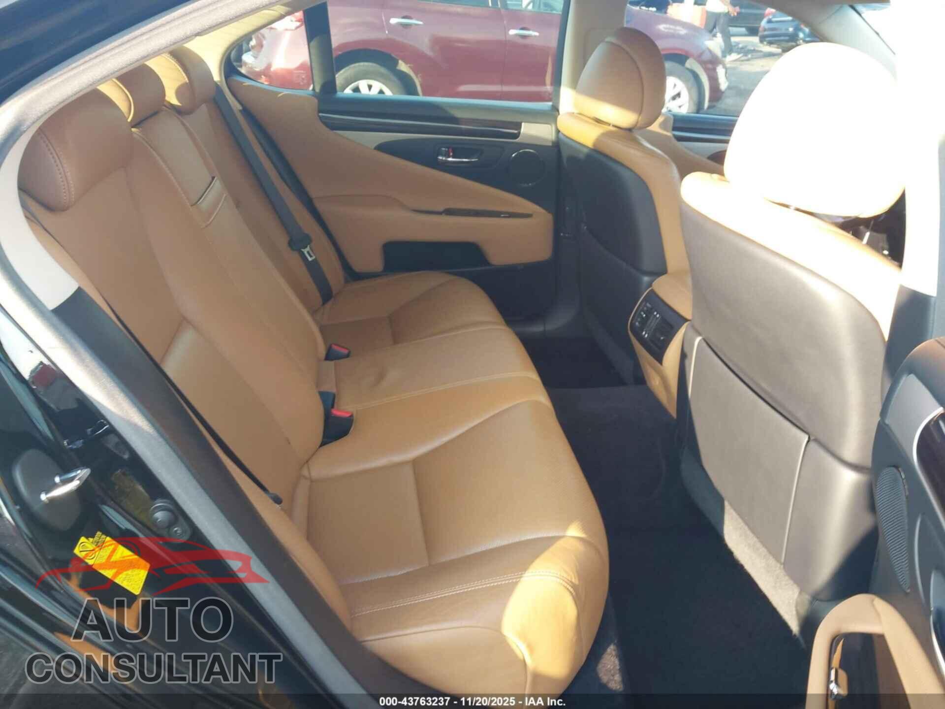 LEXUS LS 460 2014 - JTHBL5EF5E5127068