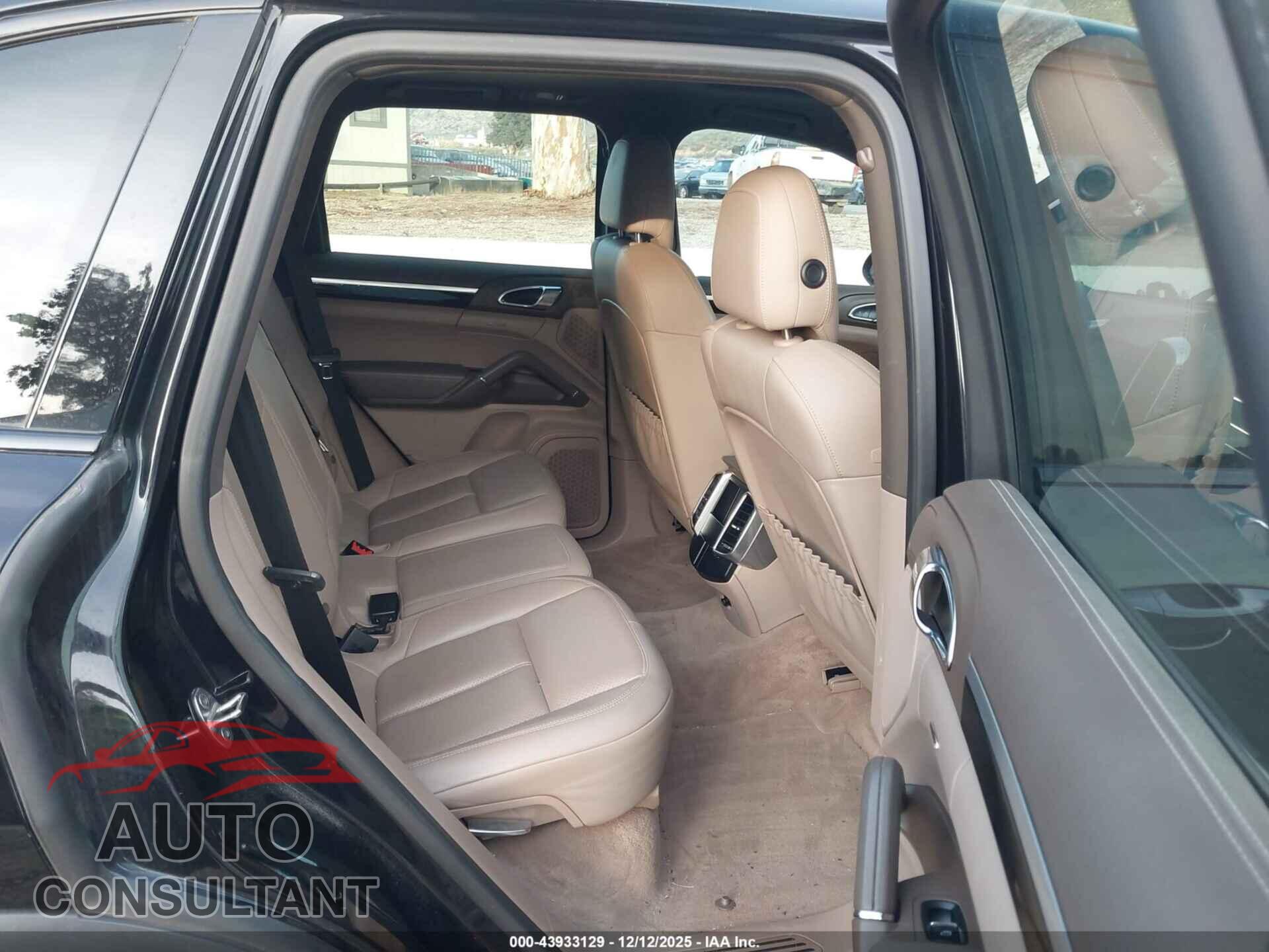 PORSCHE CAYENNE 2013 - WP1AA2A20DLA05327