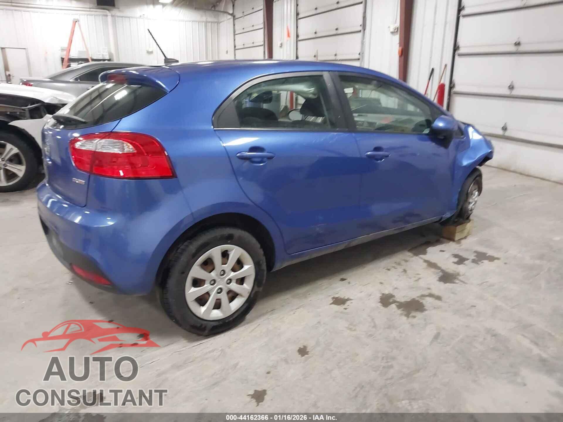 KIA RIO5 2012 - KNADN5A37C6079108