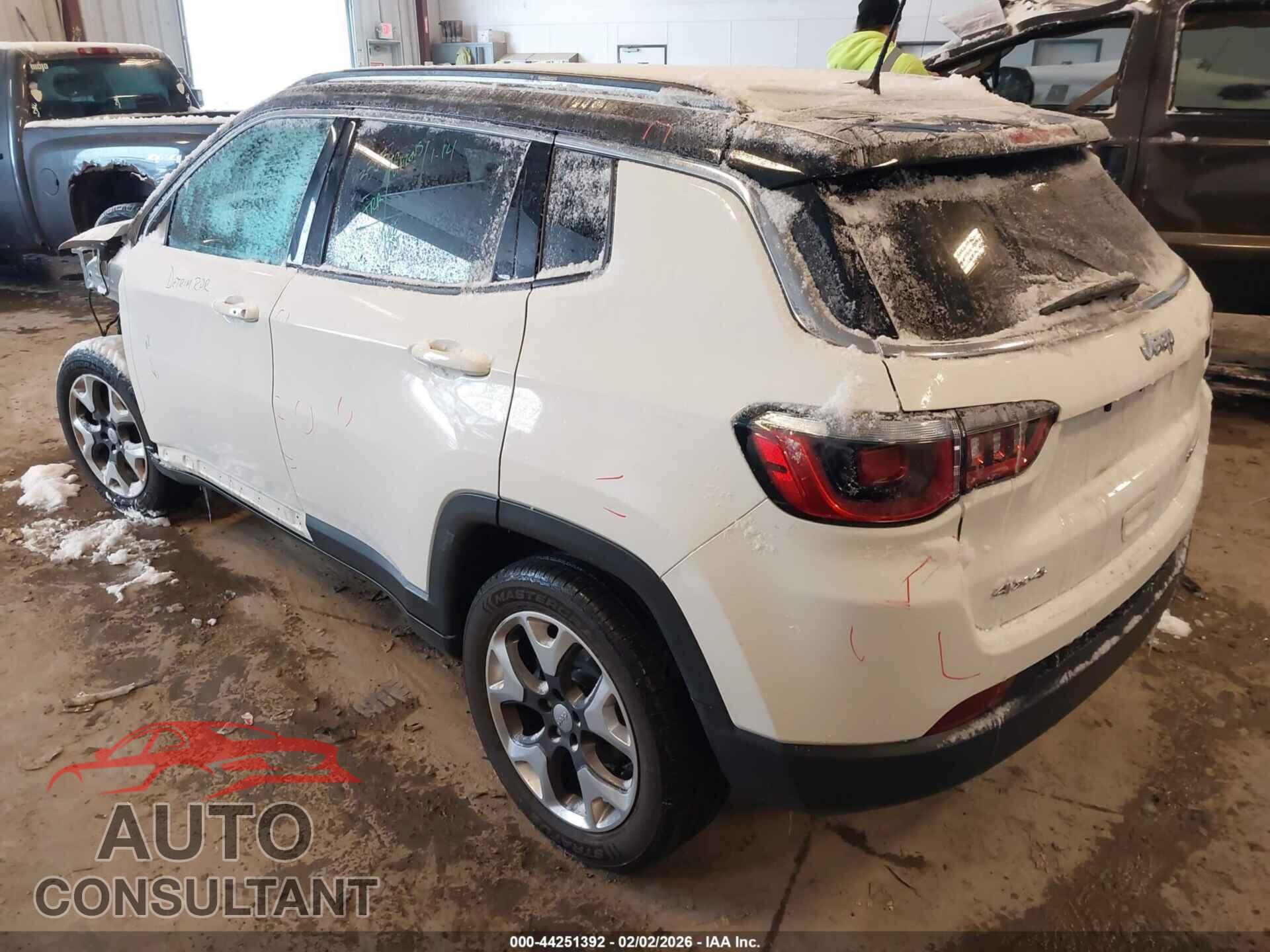 JEEP COMPASS 2019 - 3C4NJDCB2KT657007