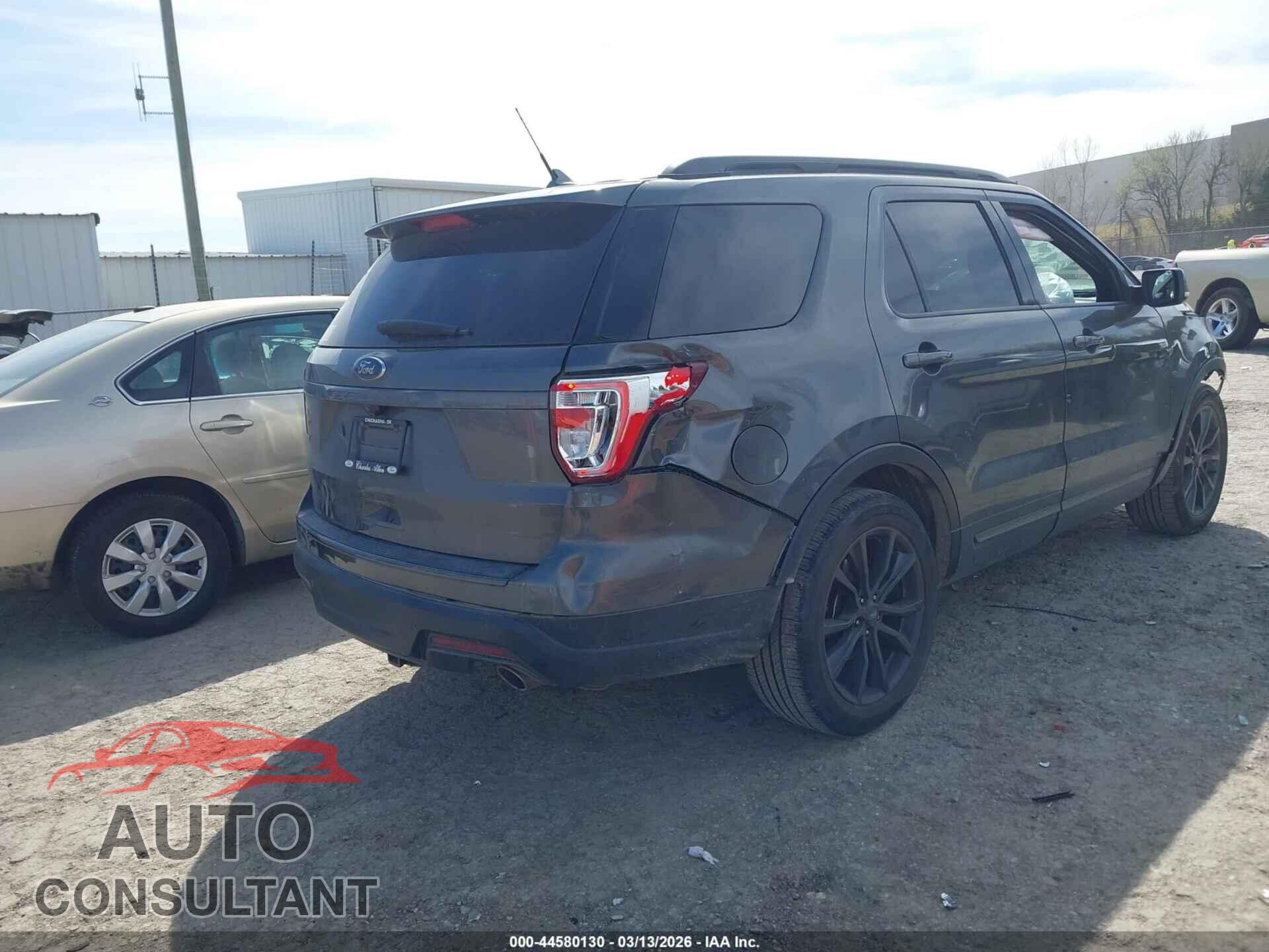 FORD EXPLORER 2018 - 1FM5K7D88JGB30492