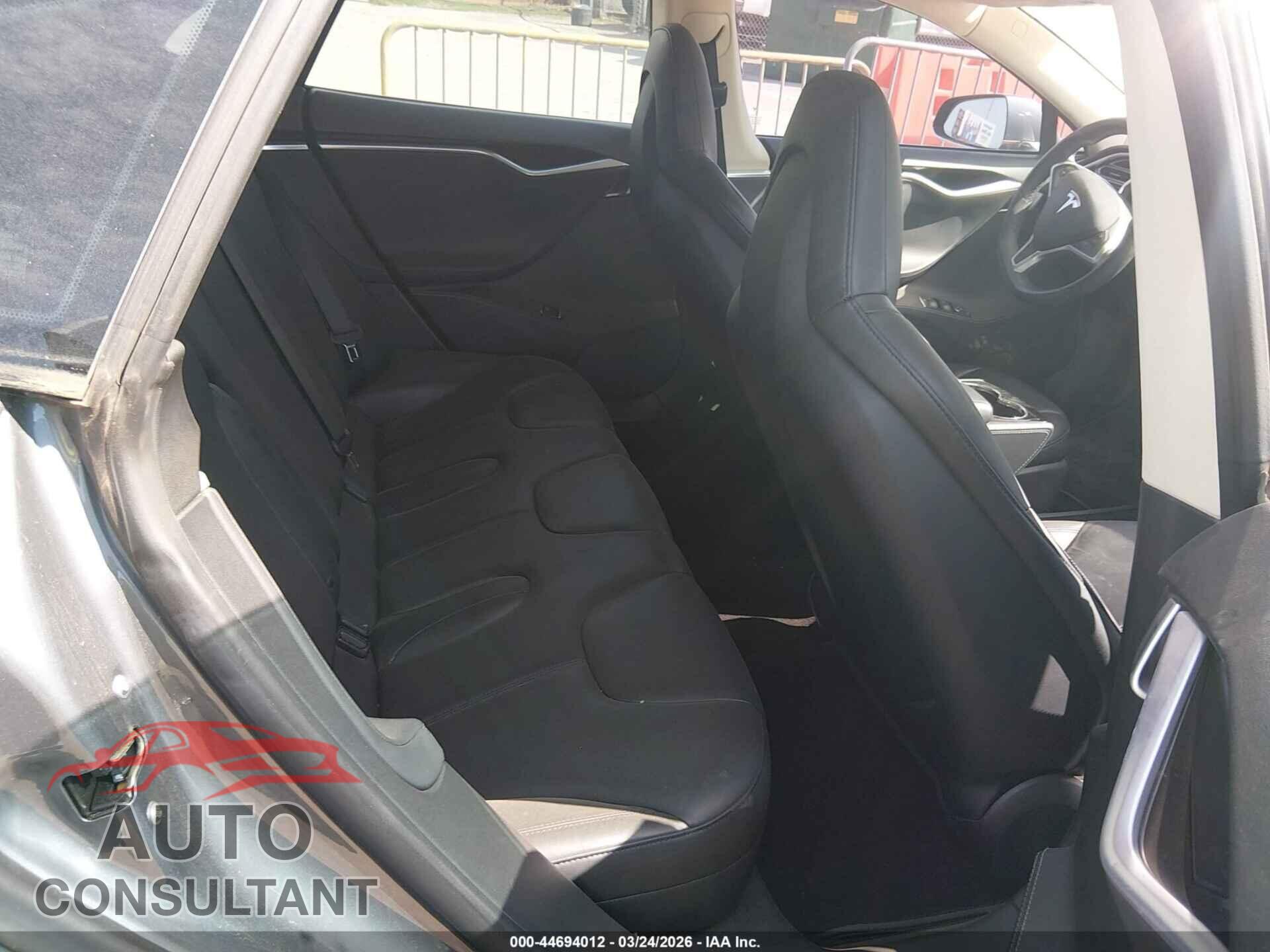 TESLA MODEL S 2014 - 5YJSA1H14EFP35789