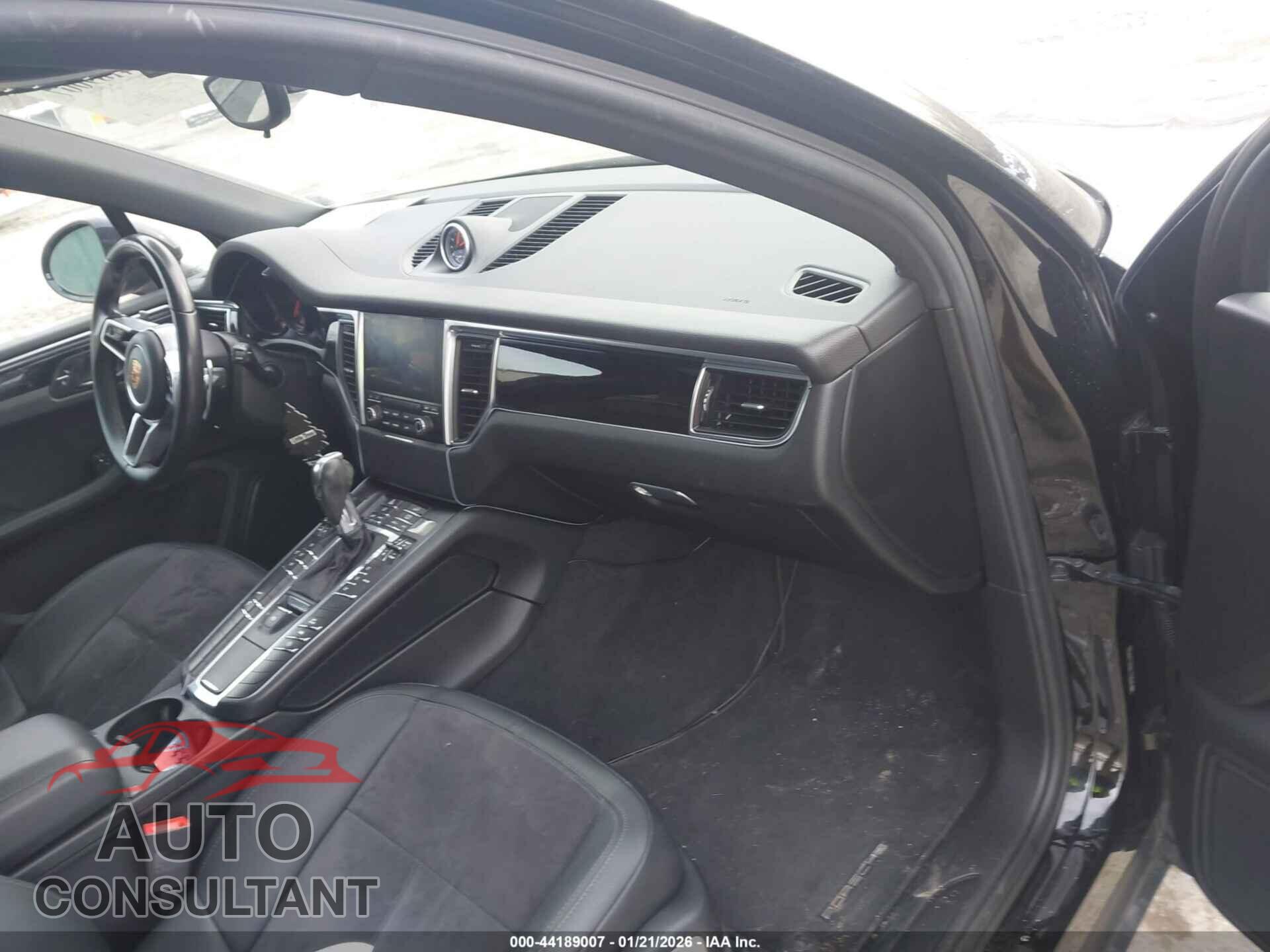 PORSCHE MACAN 2017 - WP1AA2A50HLB09056