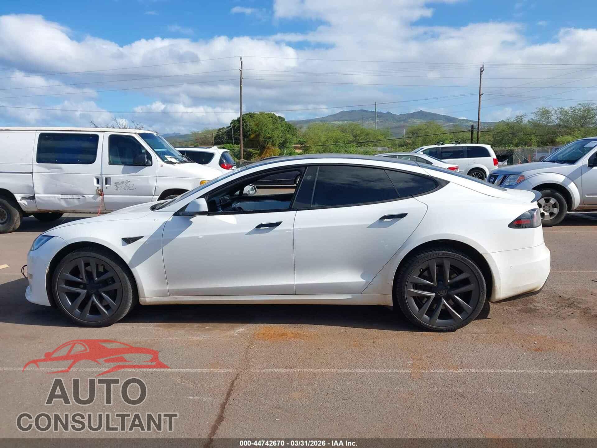 TESLA MODEL S 2022 - 5YJSA1E67NF473797