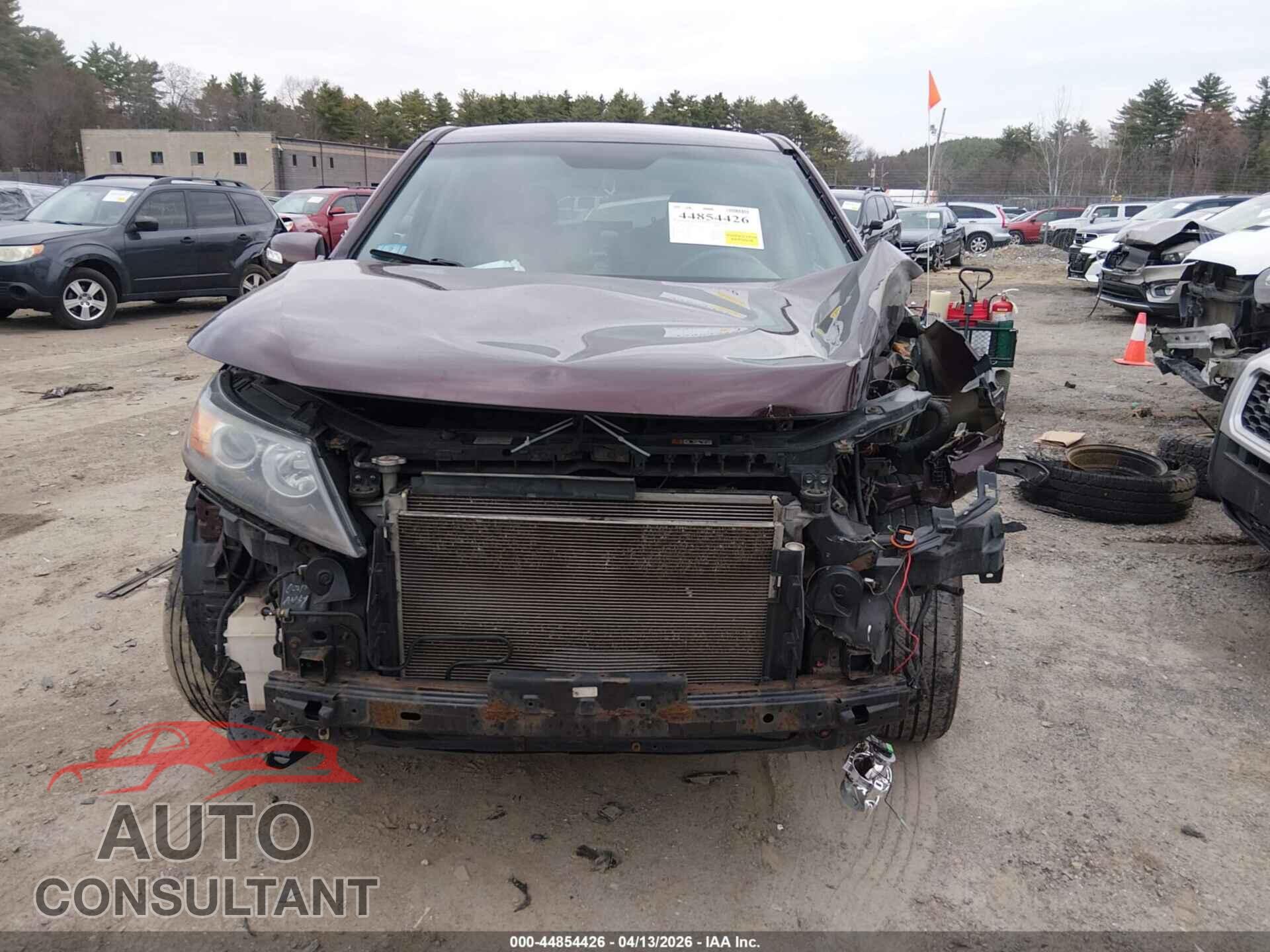 KIA SORENTO 2013 - 5XYKT3A14DG346092