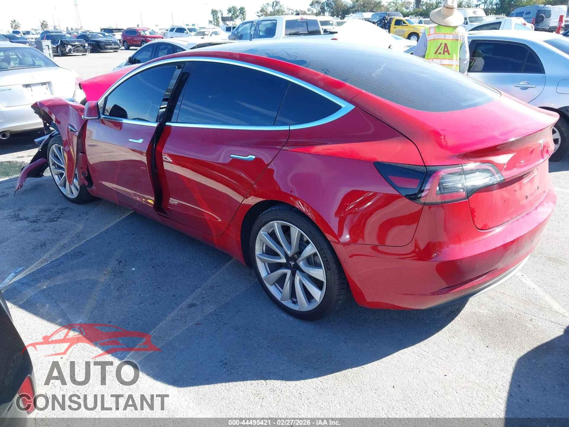 TESLA MODEL 3 2018 - 5YJ3E1EA0JF061499