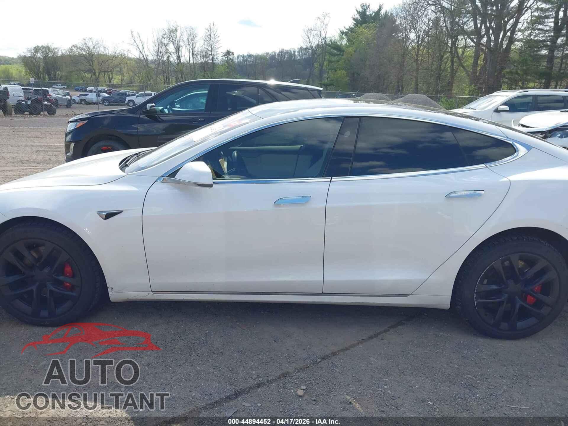 TESLA MODEL S 2021 - 5YJSA1E47MF425777