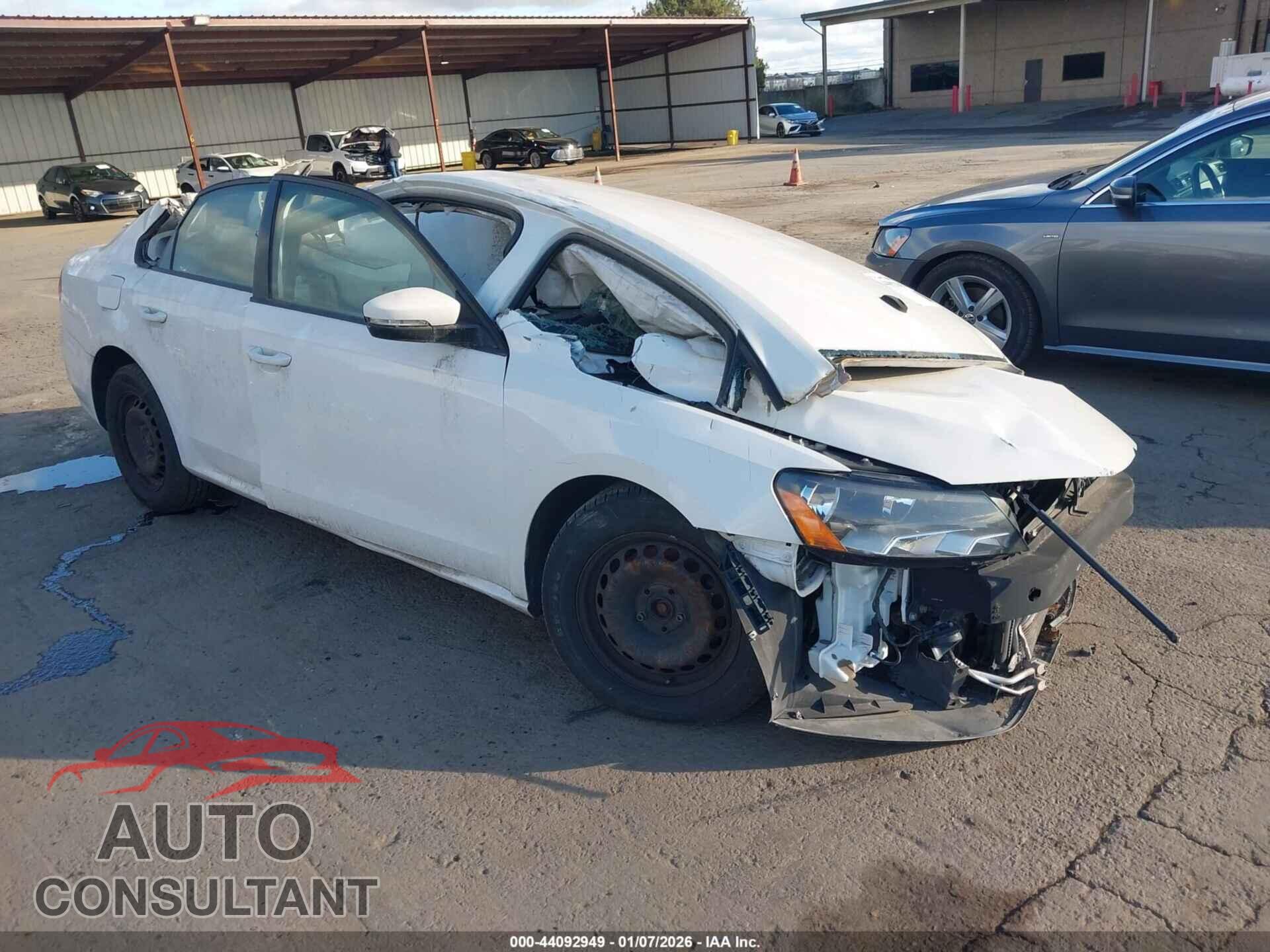 VOLKSWAGEN PASSAT 2014 - 1VWAP7A33EC006542