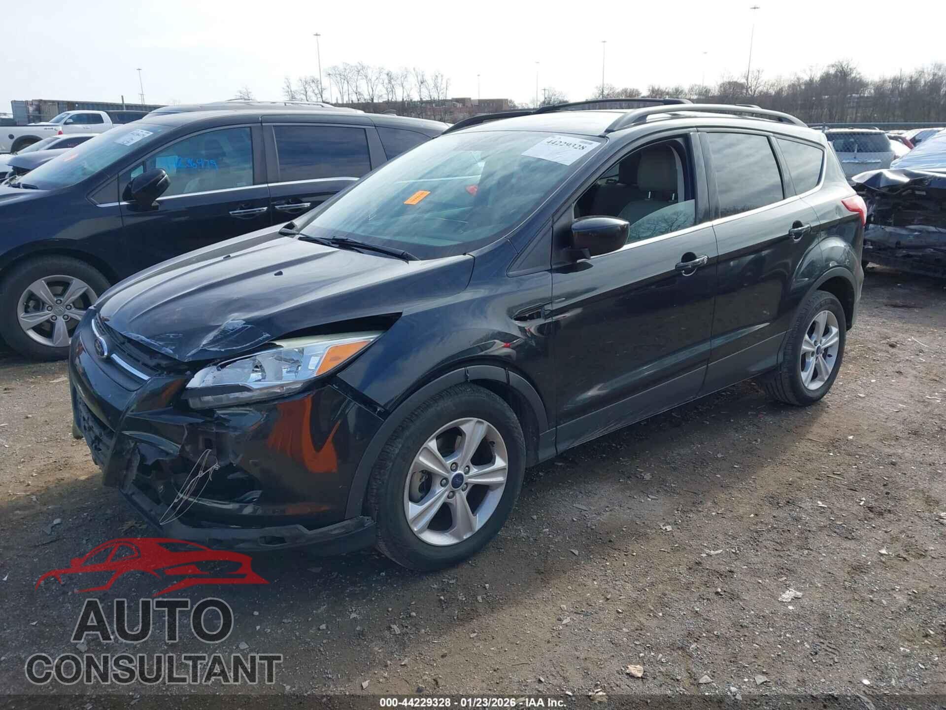 FORD ESCAPE 2014 - 1FMCU0GX4EUC34481