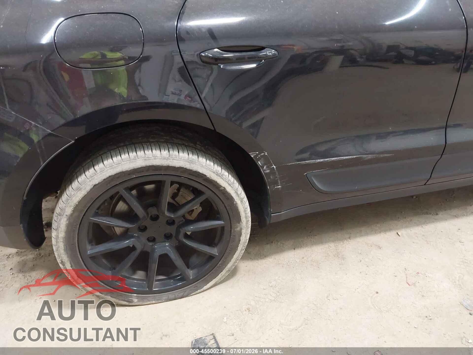 PORSCHE MACAN 2017 - WP1AB2A57HLB13733