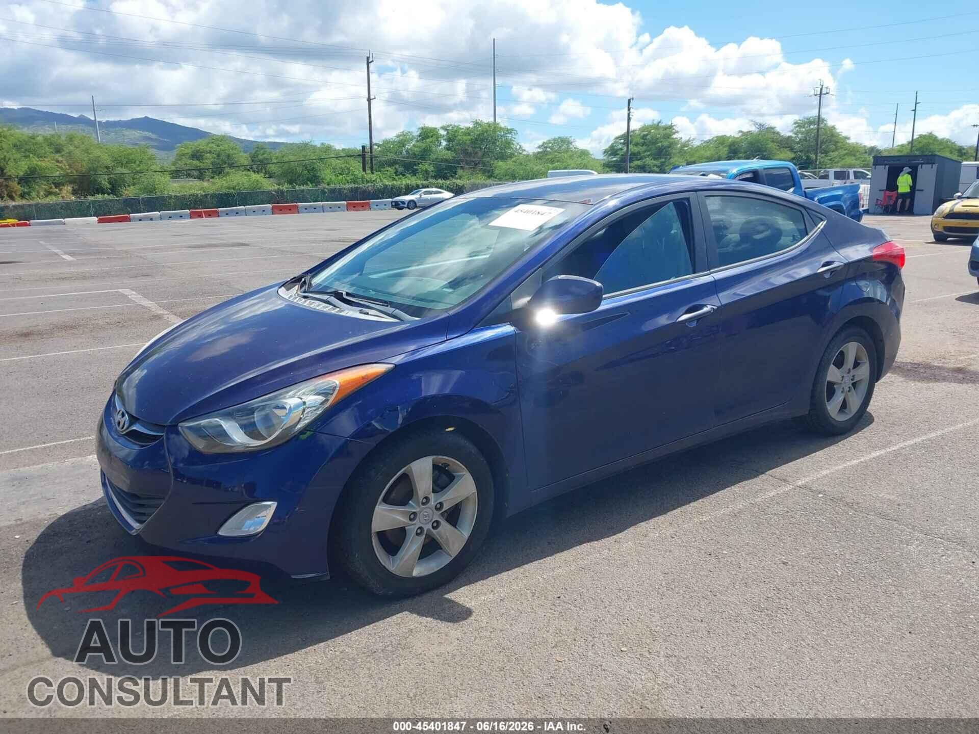 HYUNDAI ELANTRA 2012 - 5NPDH4AE3CH103304