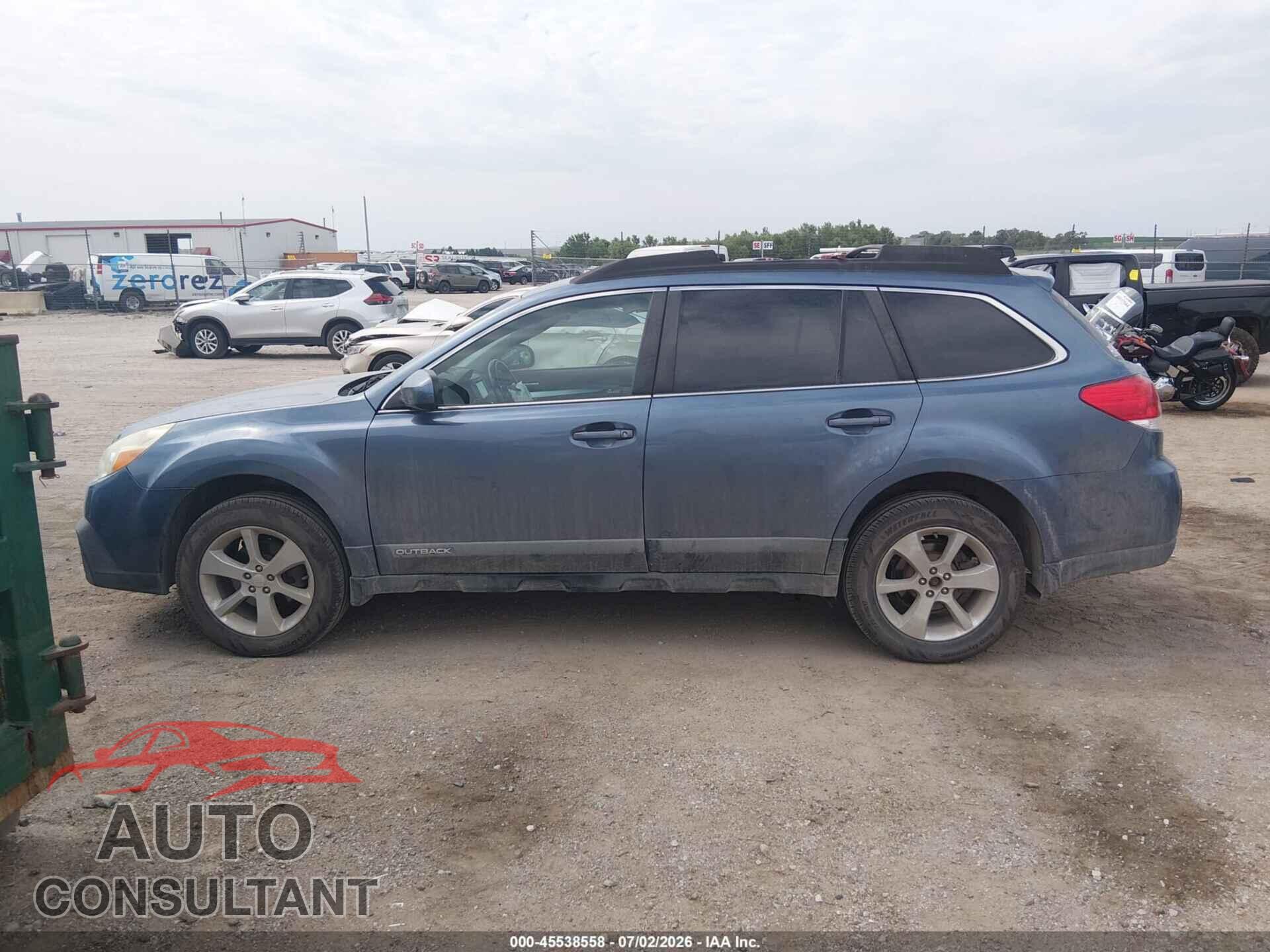 SUBARU OUTBACK 2013 - 4S4BRBCC4D3241303