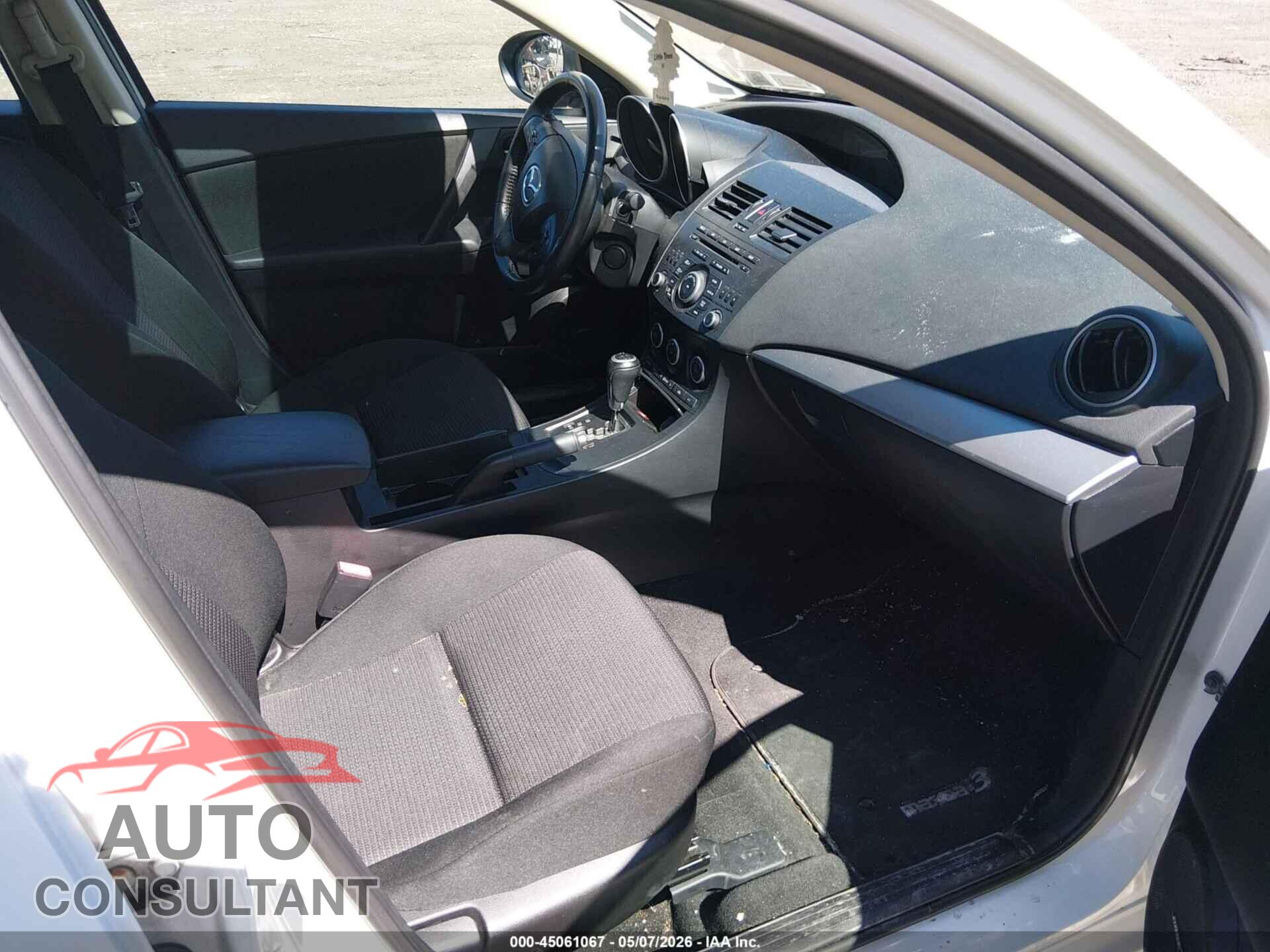 MAZDA MAZDA3 2013 - JM1BL1LP9D1844357