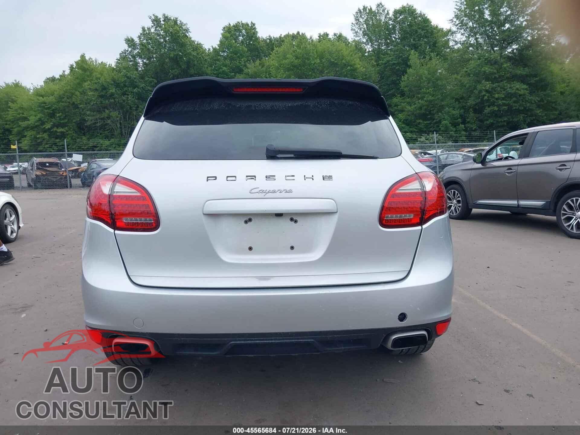PORSCHE CAYENNE 2012 - WP1AA2A2XCLA01381