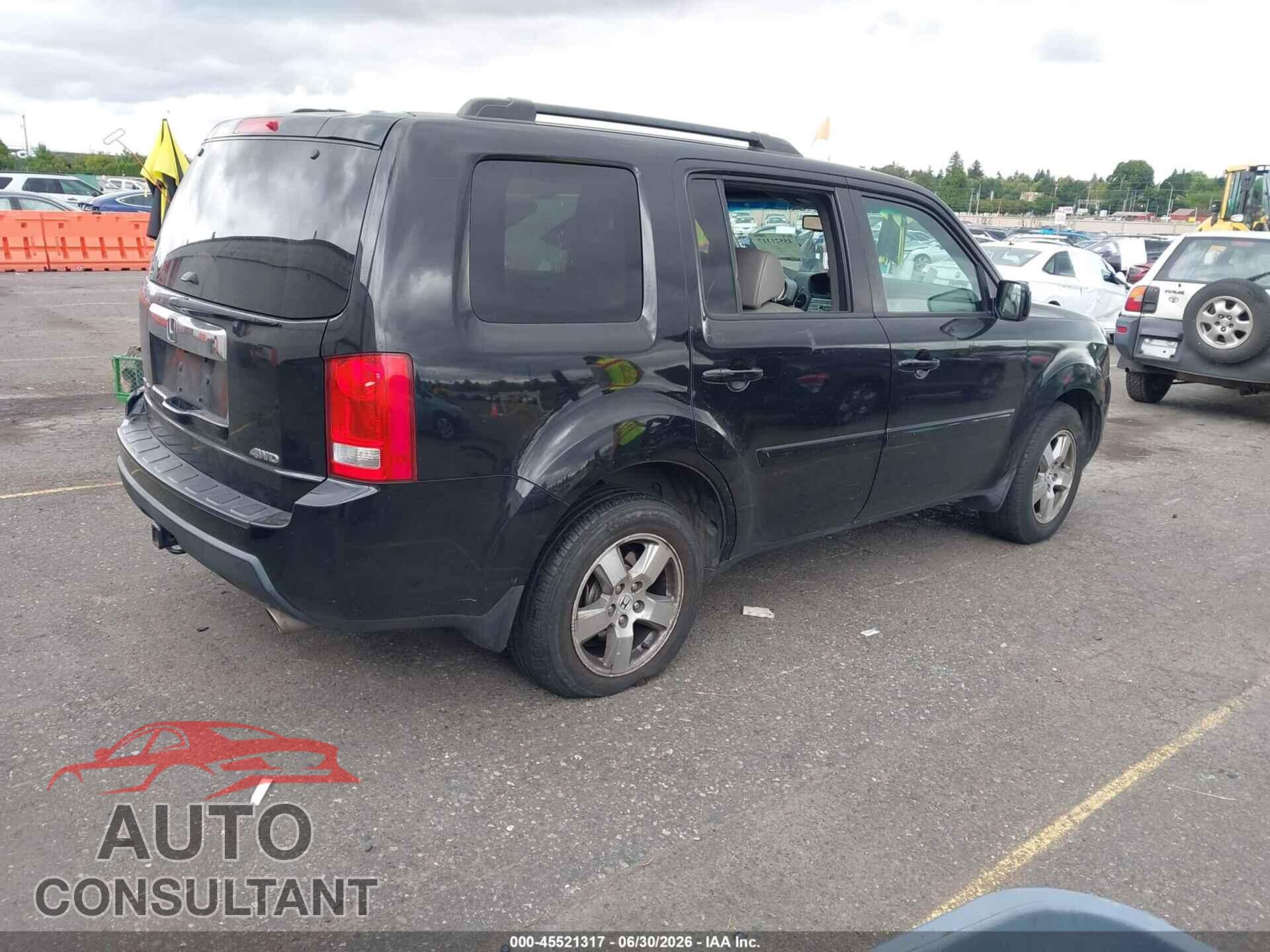 HONDA PILOT 2011 - 5FNYF4H6XBB010959