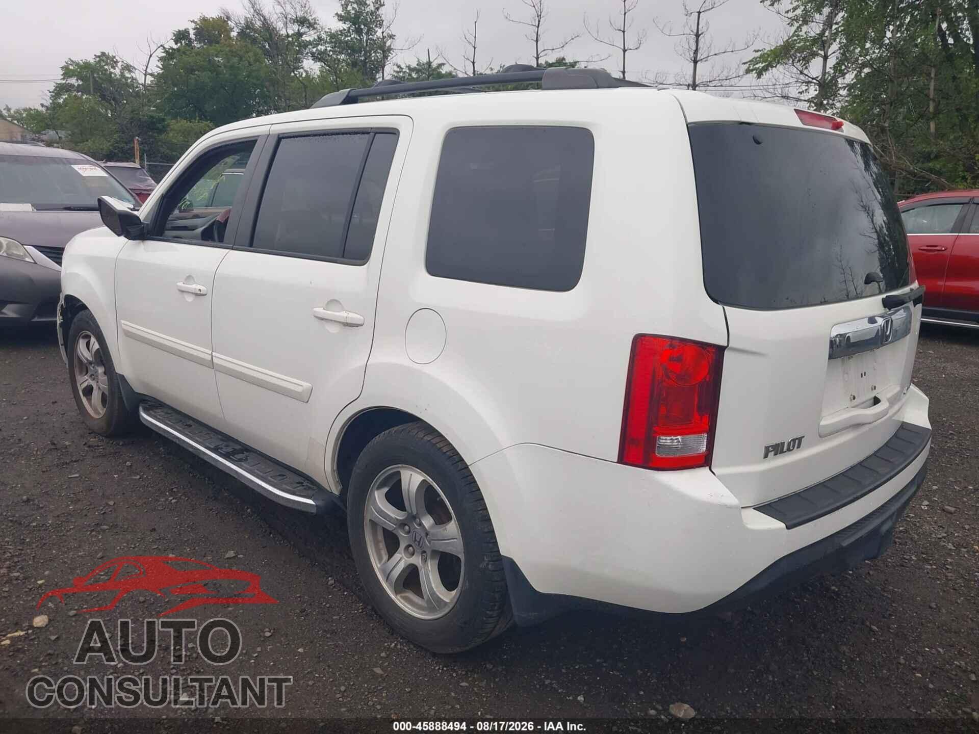 HONDA PILOT 2015 - 5FNYF4H53FB033416