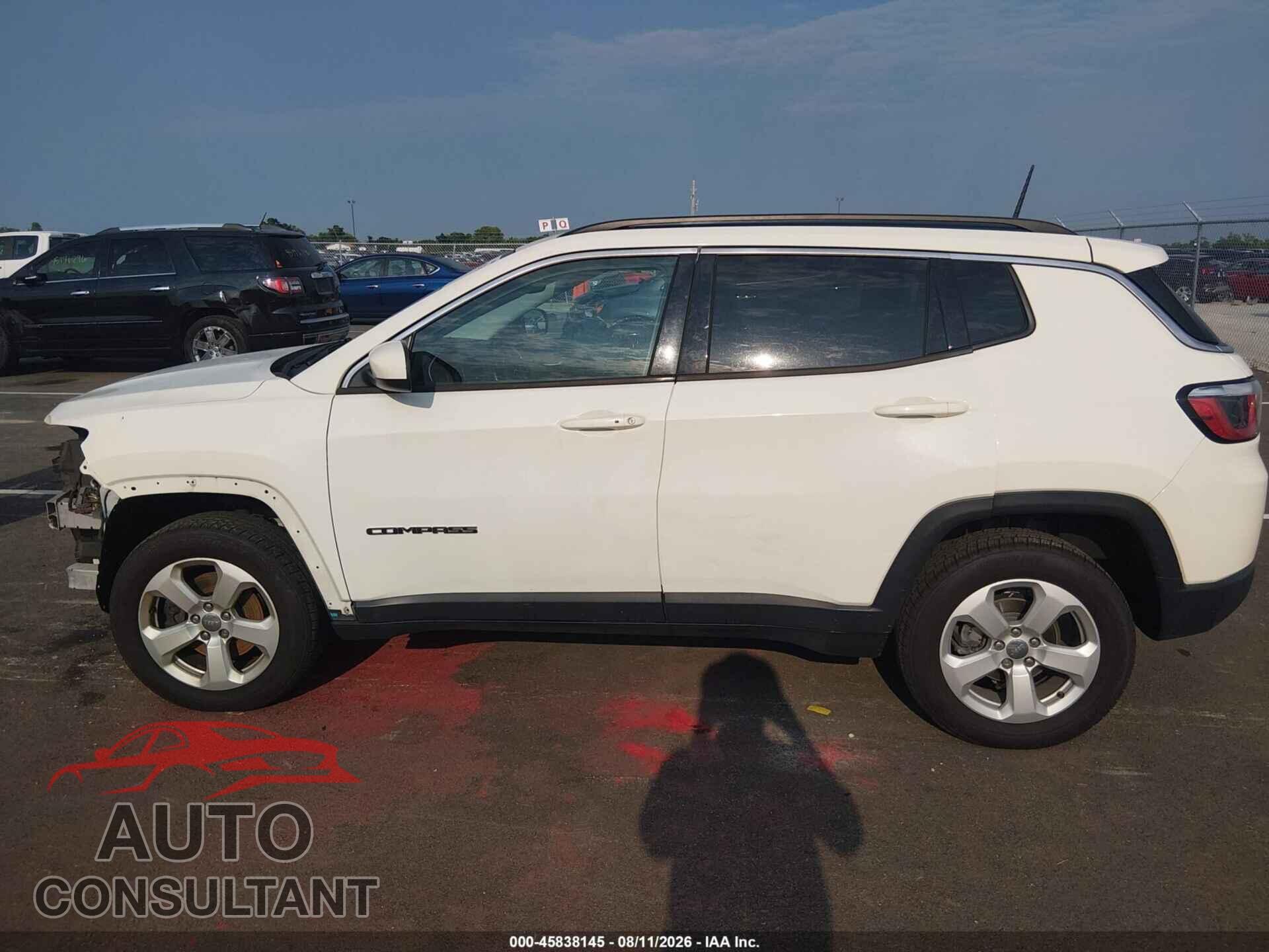 JEEP COMPASS 2018 - 3C4NJDBB3JT435009