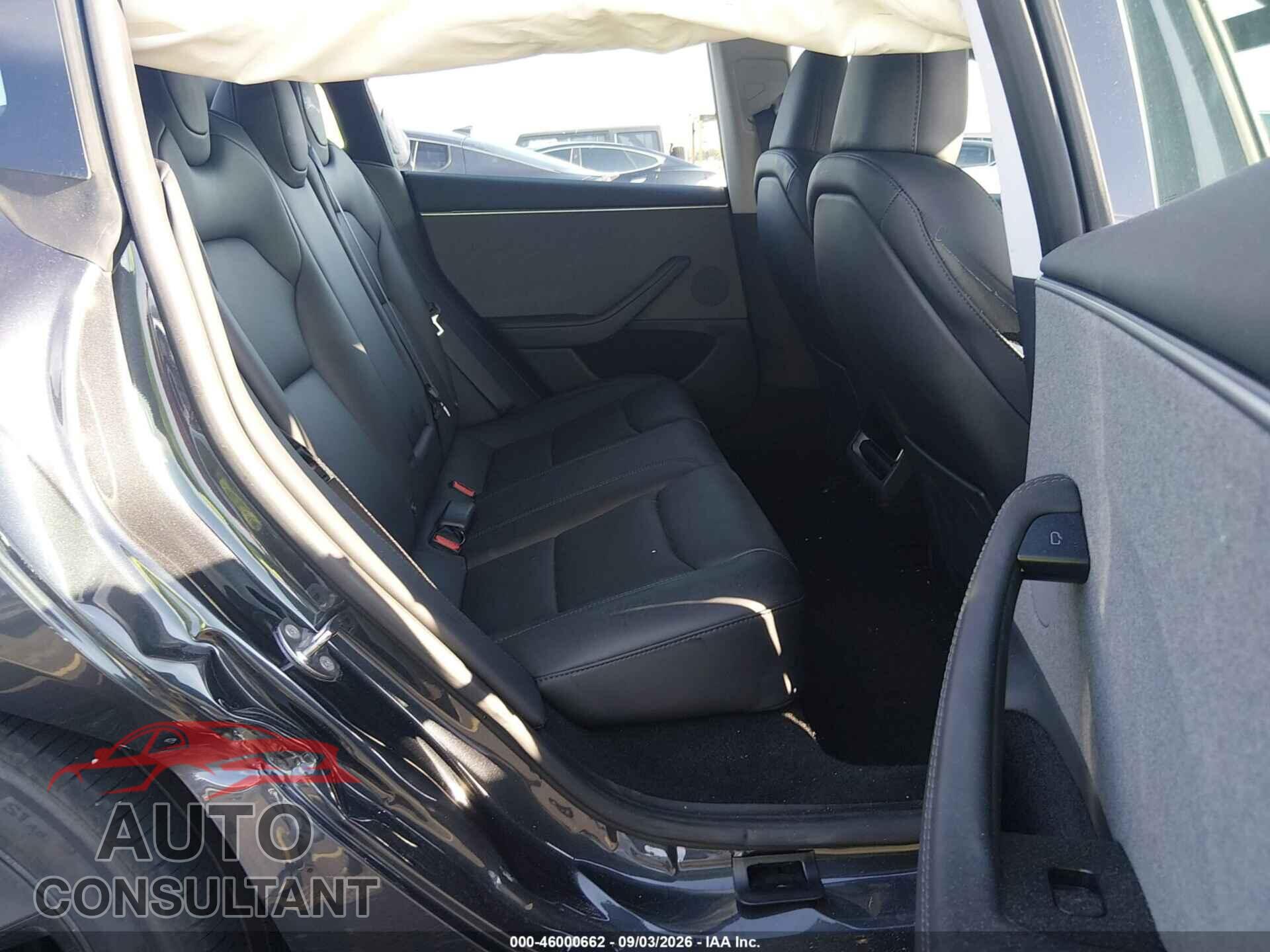 TESLA MODEL 3 2025 - 5YJ3E1EA9SF976367