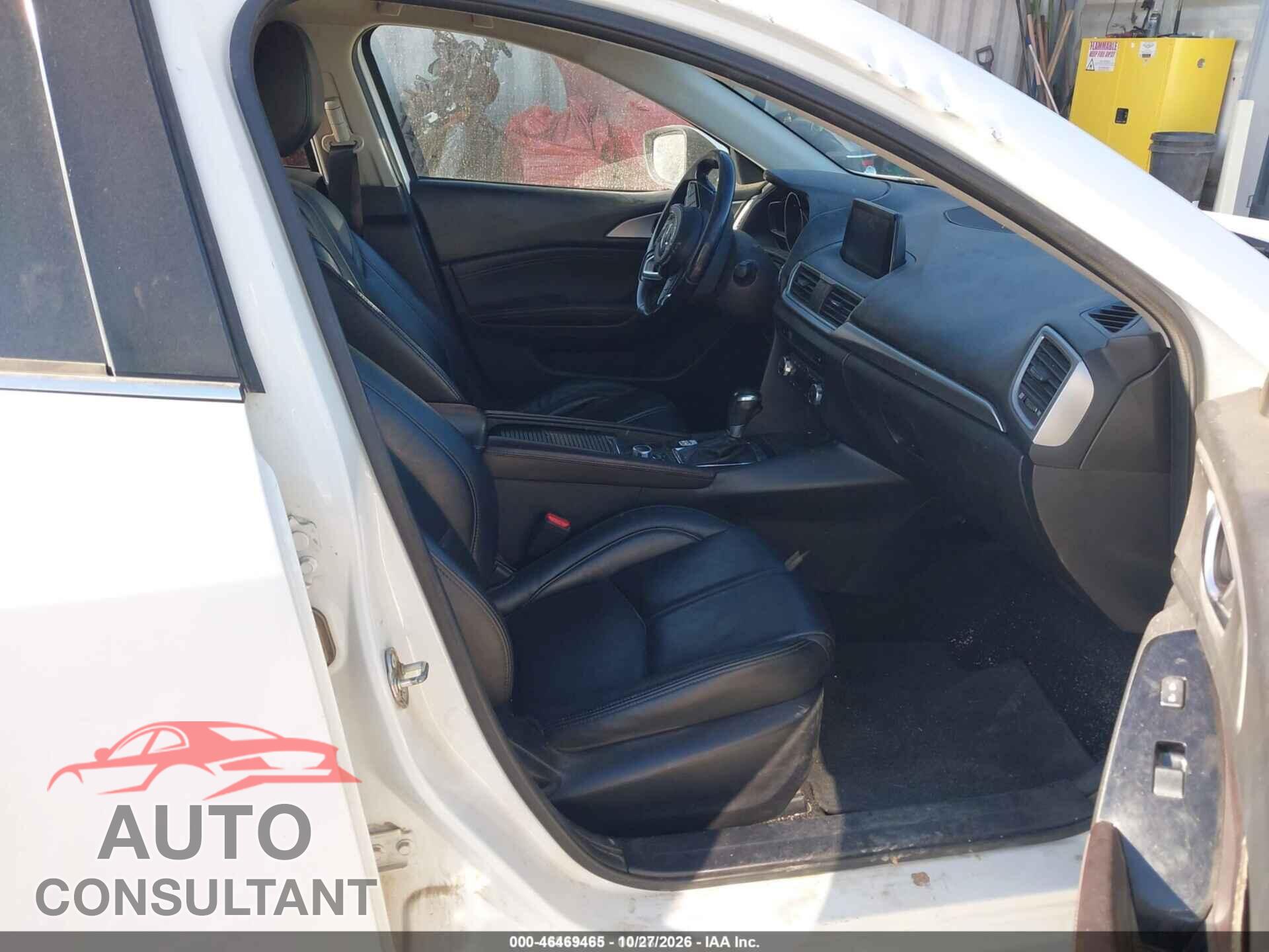 MAZDA MAZDA3 2017 - JM1BN1L70H1132691