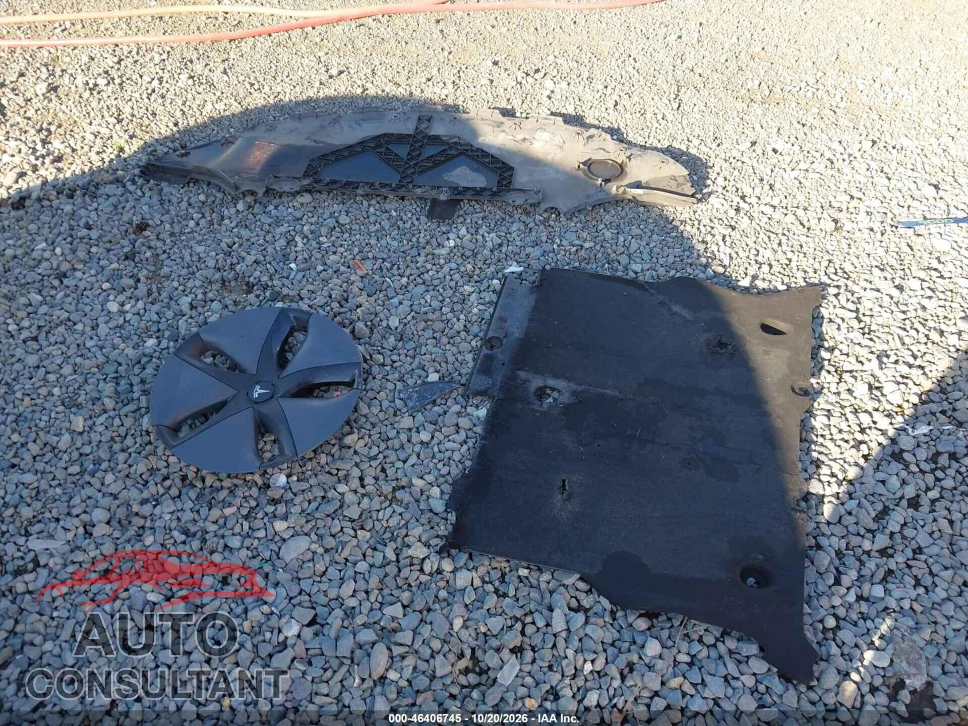 TESLA MODEL 3 2018 - 5YJ3E1EA9JF078575