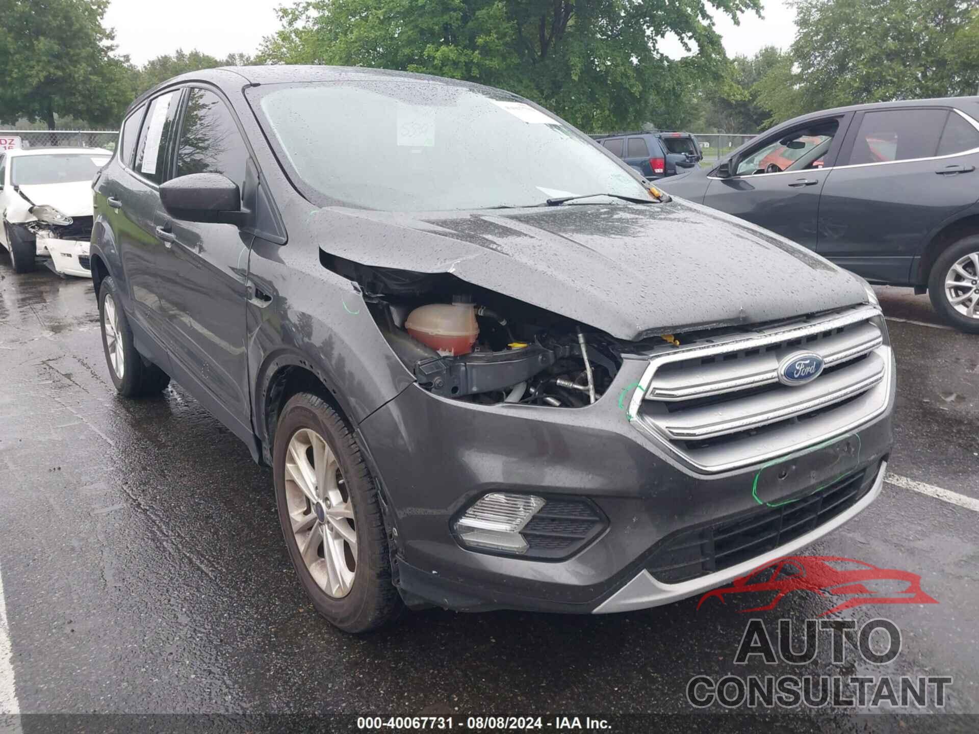 FORD ESCAPE 2017 - 1FMCU0GD2HUC45764