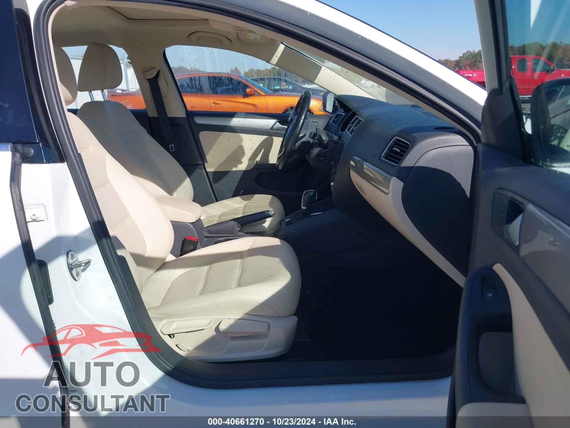 VOLKSWAGEN JETTA 2017 - 3VWDB7AJ8HM363227