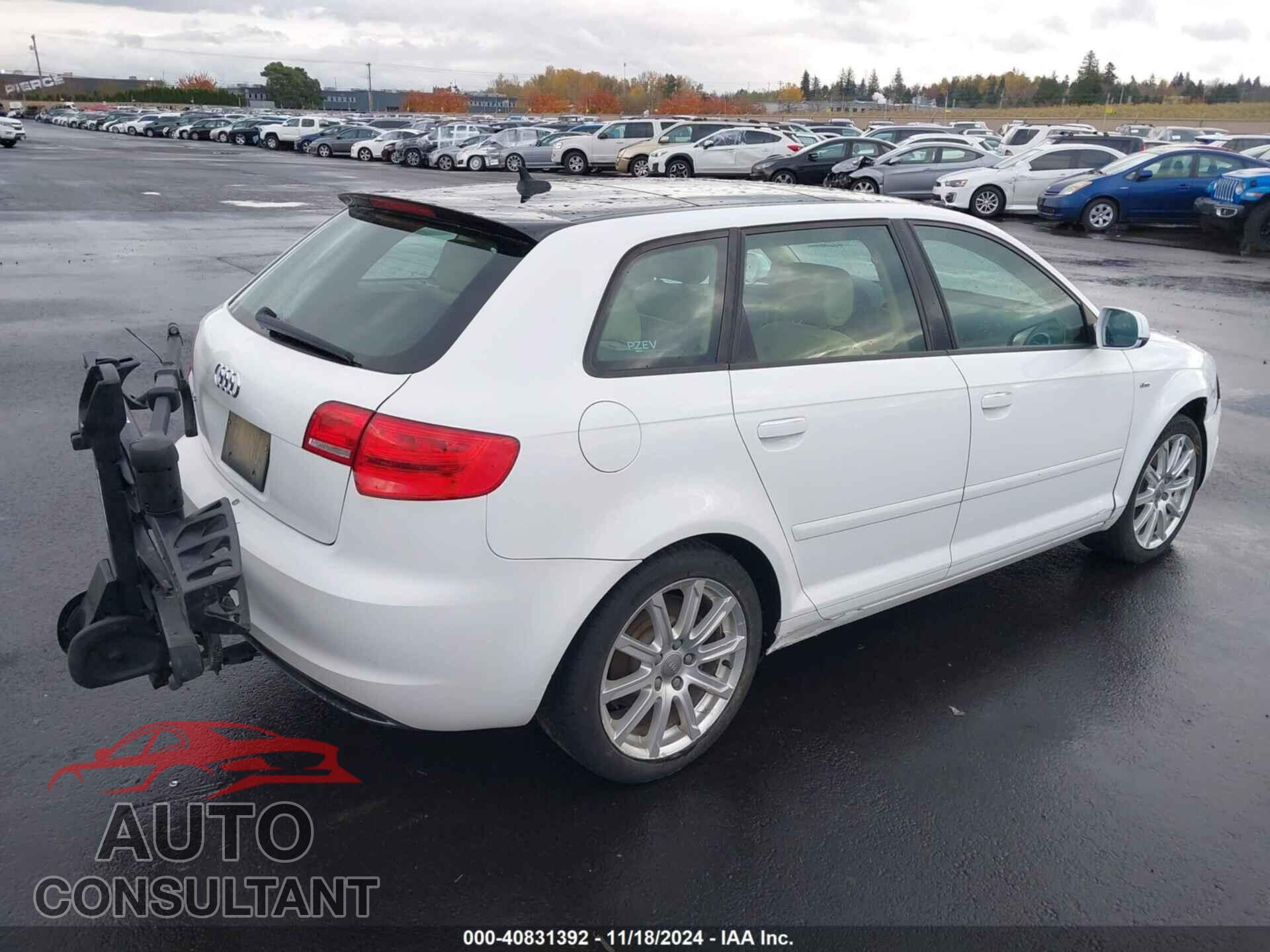 AUDI A3 2012 - WAUPEAFM9CA043652