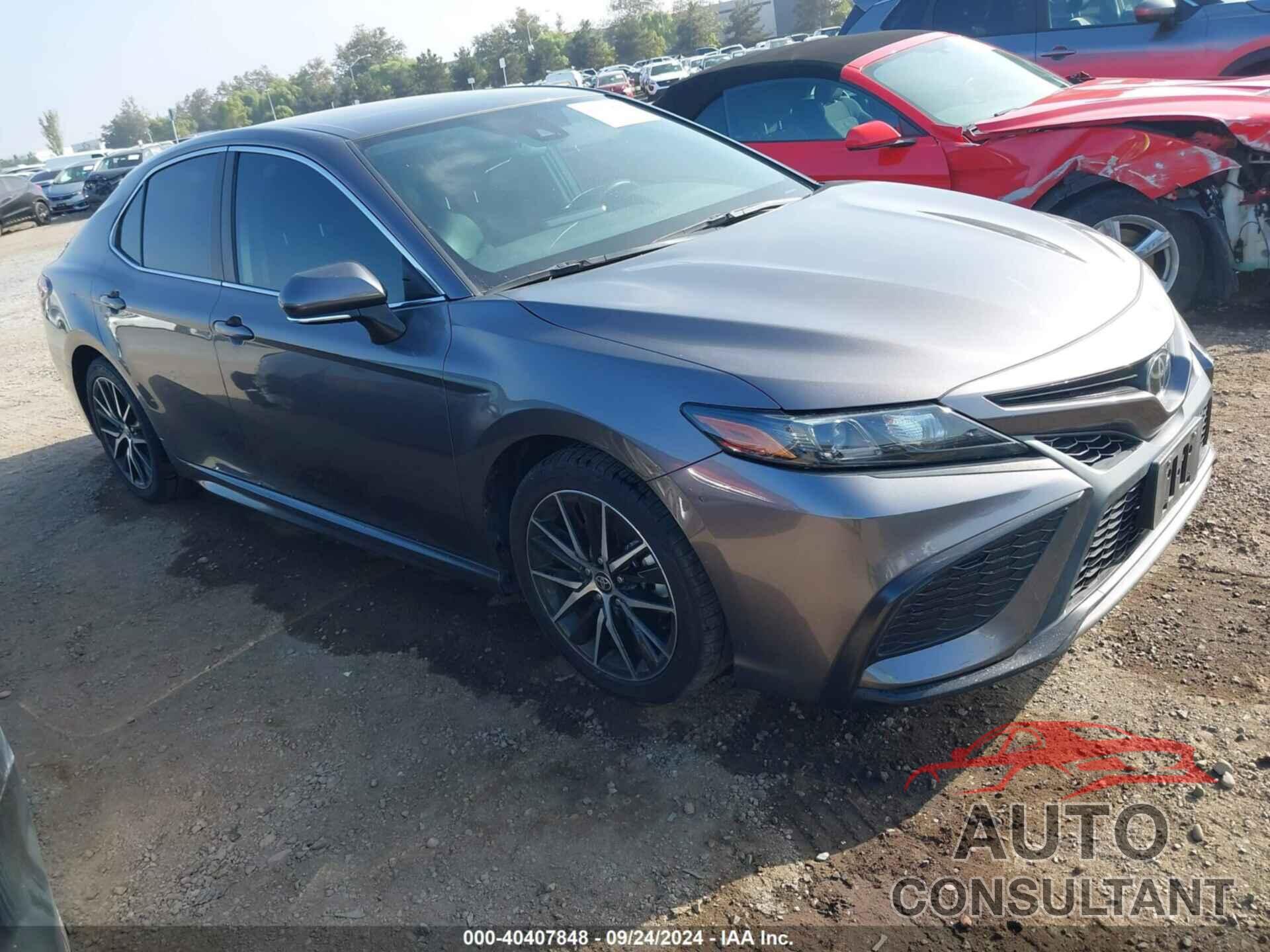 TOYOTA CAMRY 2022 - 4T1G11AK3NU645173