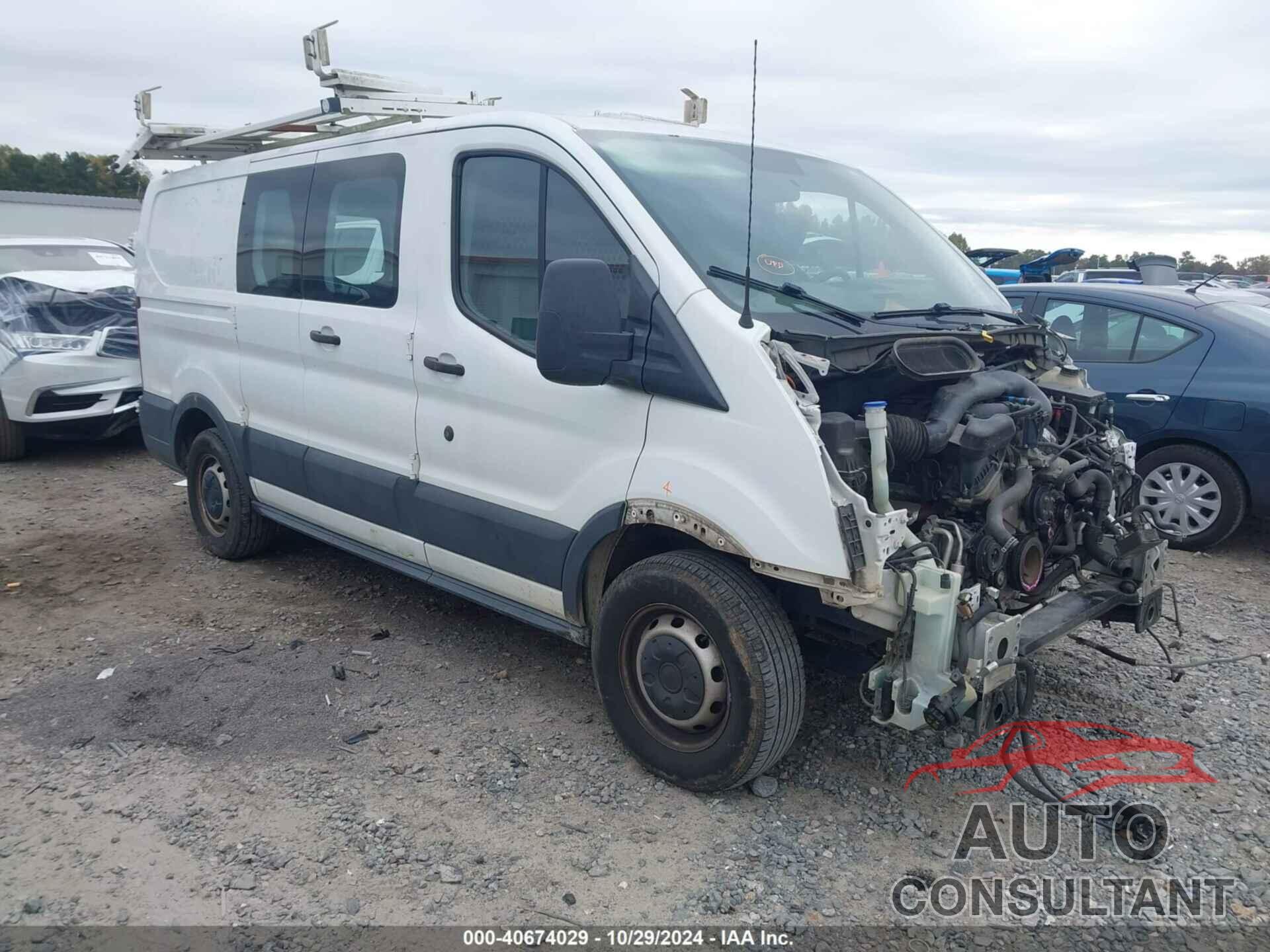 FORD TRANSIT-150 2015 - 1FTNE1ZM3FKA74741