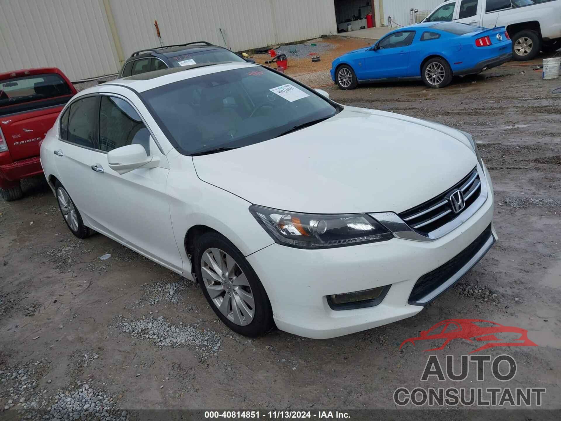 HONDA ACCORD 2013 - 1HGCR3F81DA001435