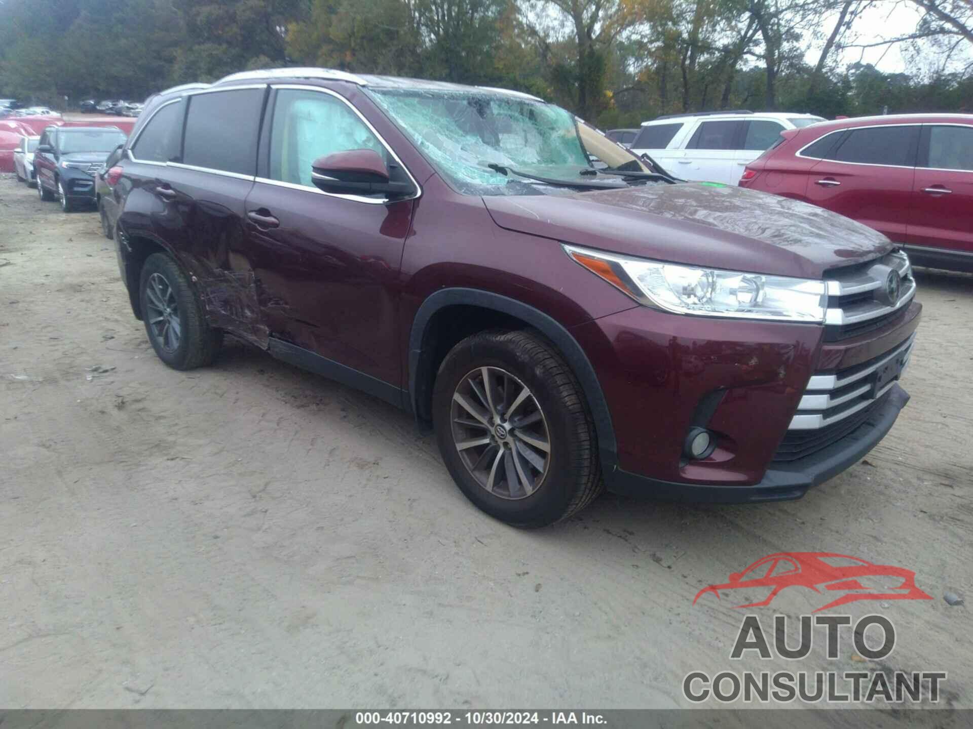 TOYOTA HIGHLANDER 2019 - 5TDJZRFH6KS974657