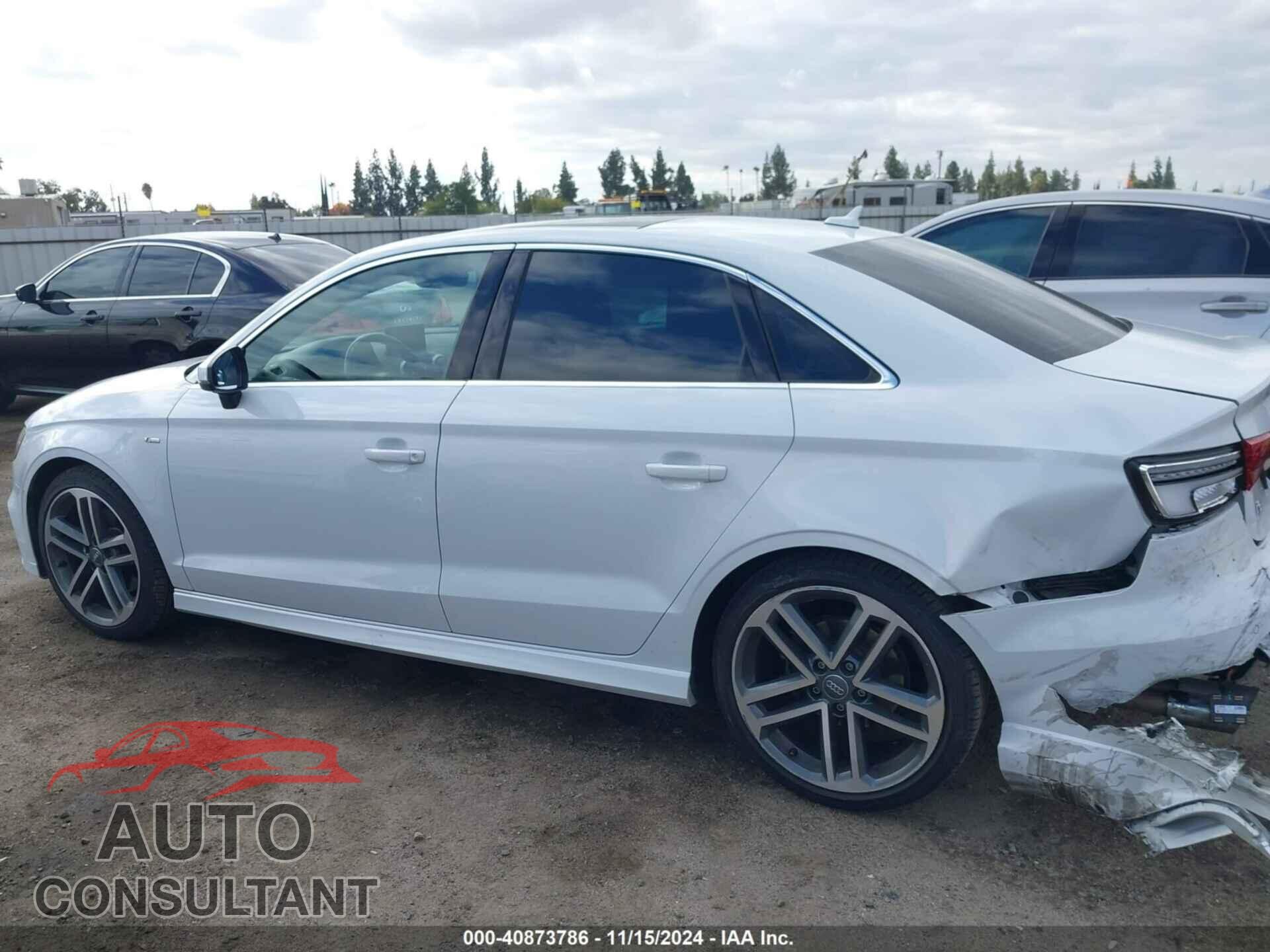 AUDI A3 2017 - WAUGUGFF2H1032779
