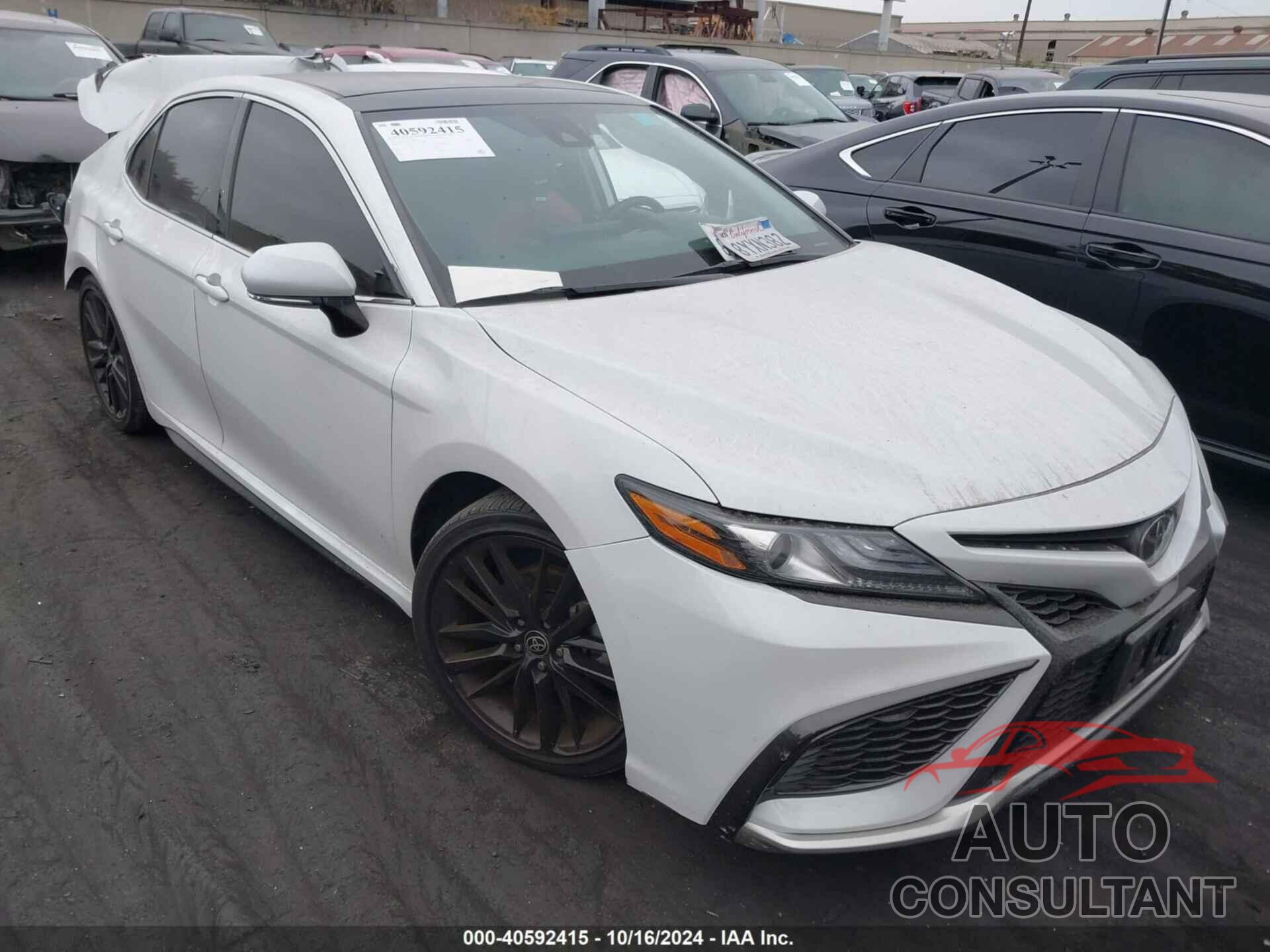 TOYOTA CAMRY 2022 - 4T1K61AK3NU005587