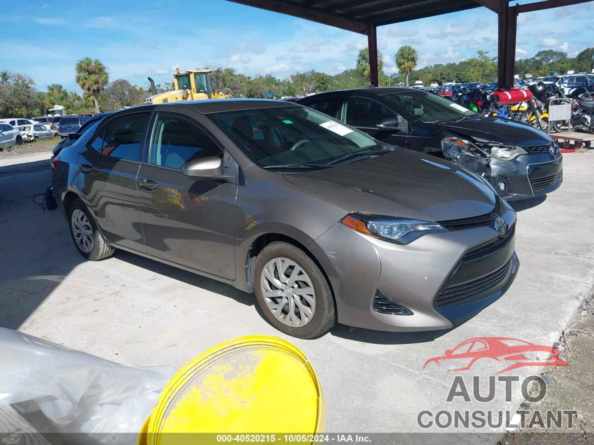 TOYOTA COROLLA 2018 - 2T1BURHE4JC095378