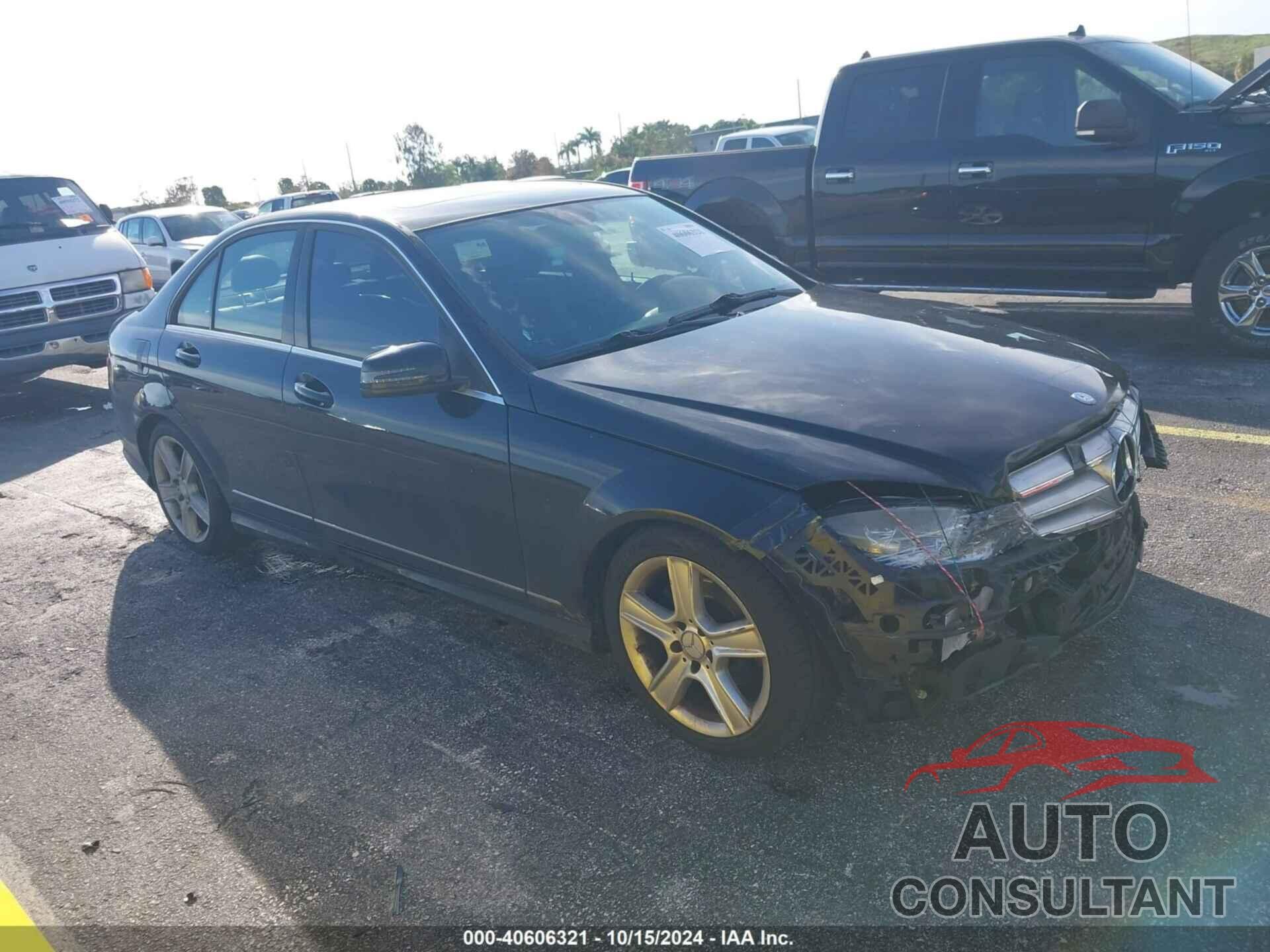 MERCEDES-BENZ C 300 2011 - WDDGF8BB3BA500554