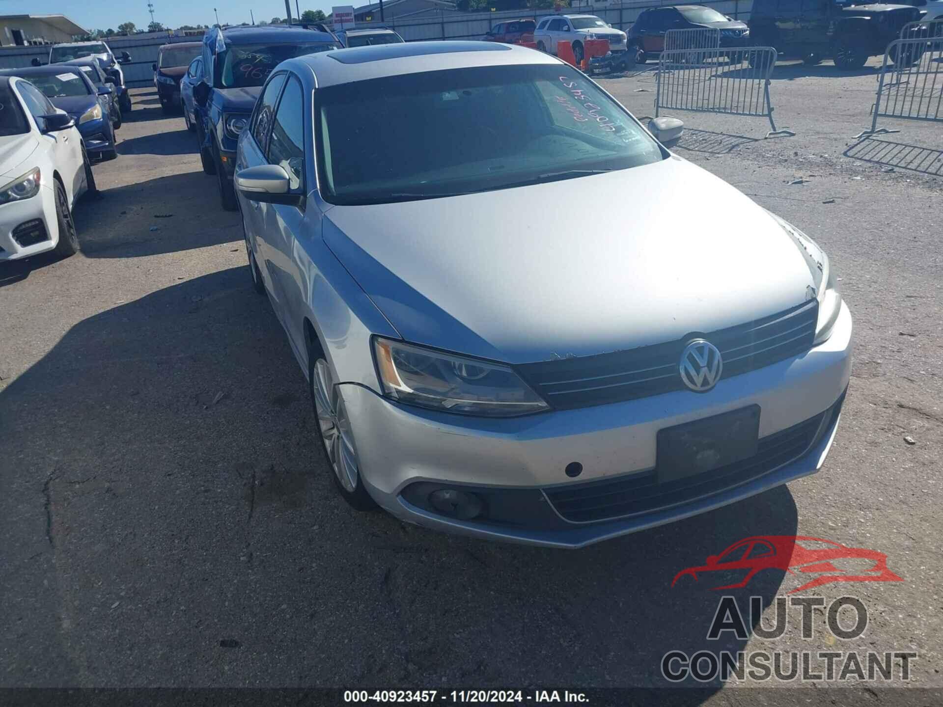 VOLKSWAGEN JETTA 2014 - 3VWL07AJ0EM403183