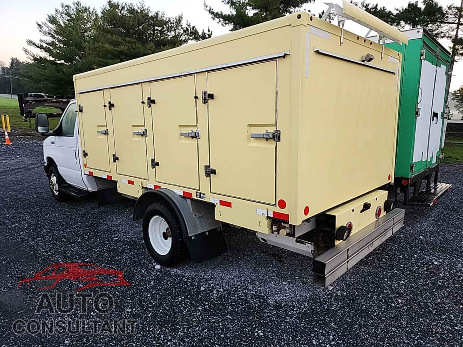 FORD ECONOLINE 2019 - 1FDXE4FS8KDC07761