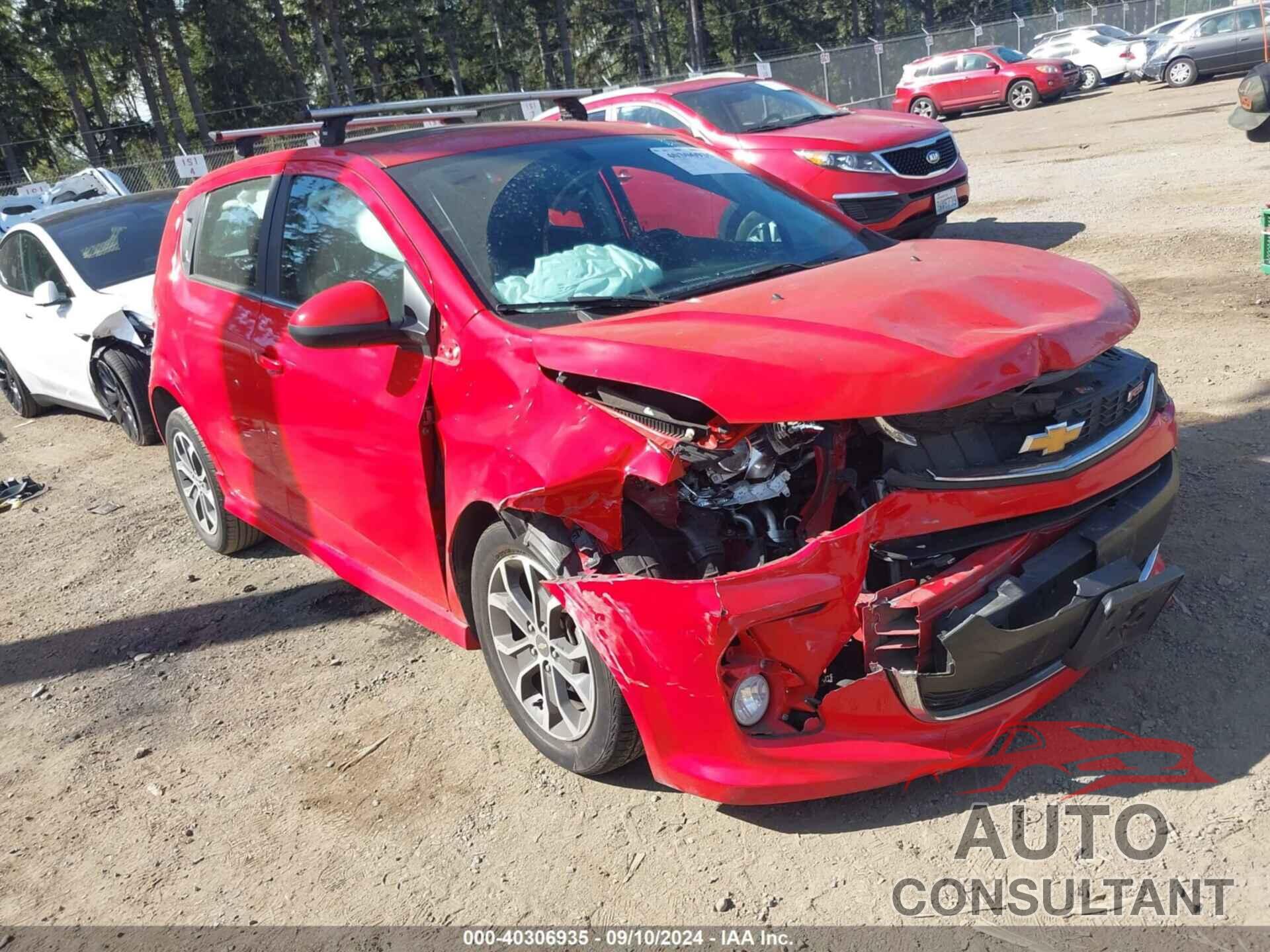 CHEVROLET SONIC 2017 - 1G1JD6SB9H4165519