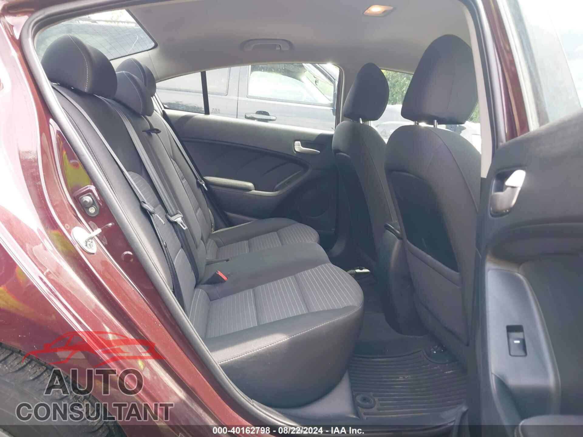 KIA FORTE 2017 - 3KPFL4A76HE109246