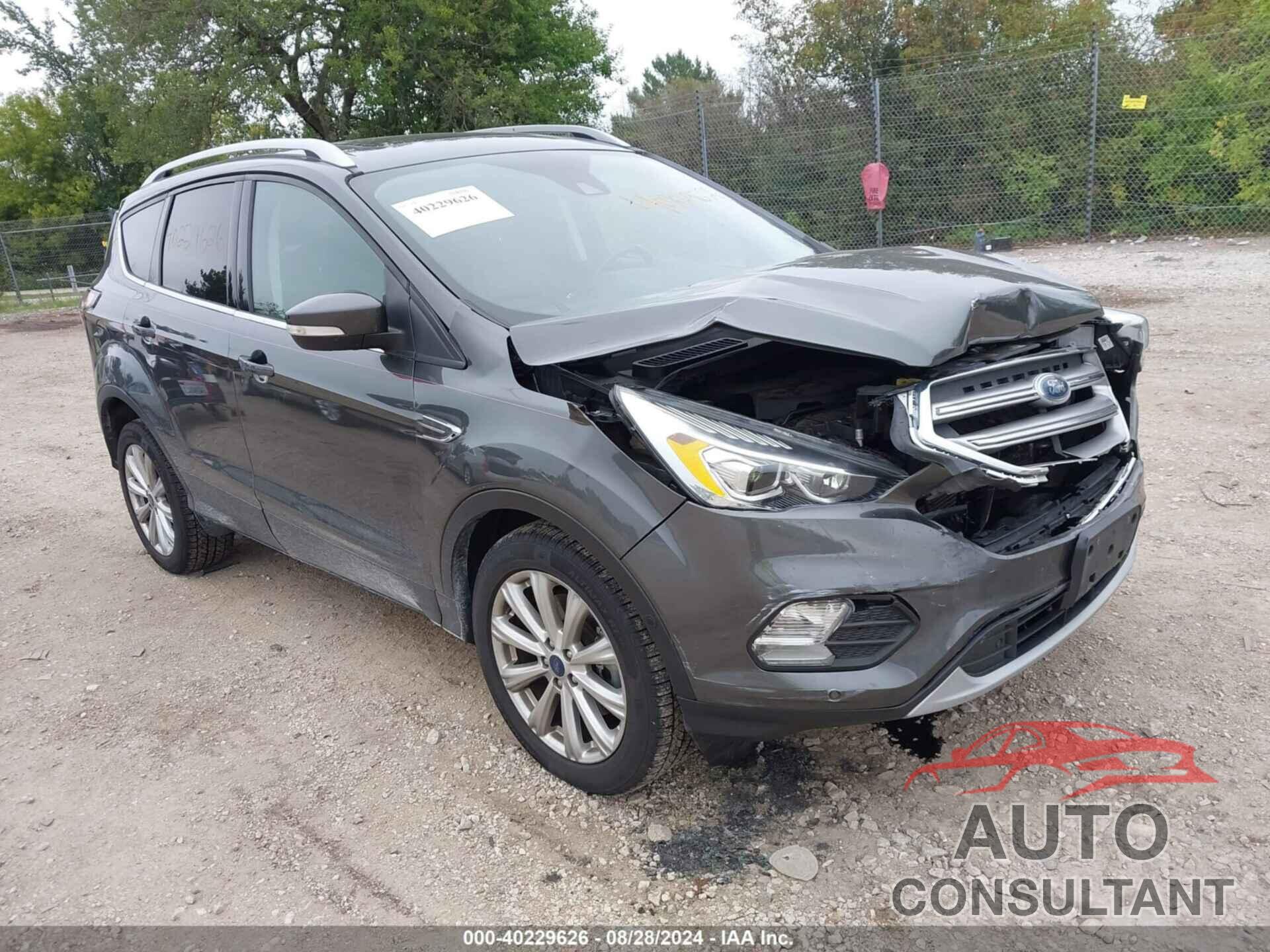 FORD ESCAPE 2017 - 1FMCU9J93HUB57685