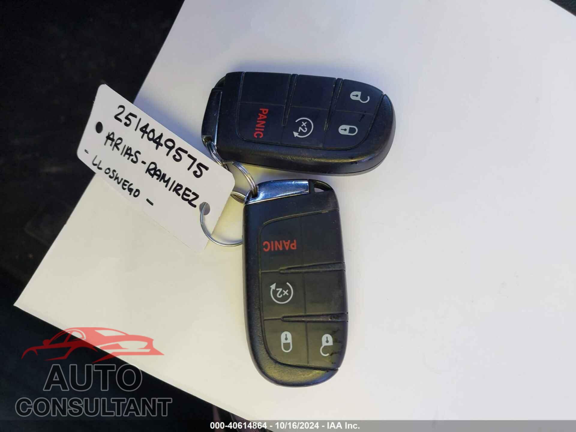 JEEP COMPASS 2018 - 3C4NJDBB4JT199504